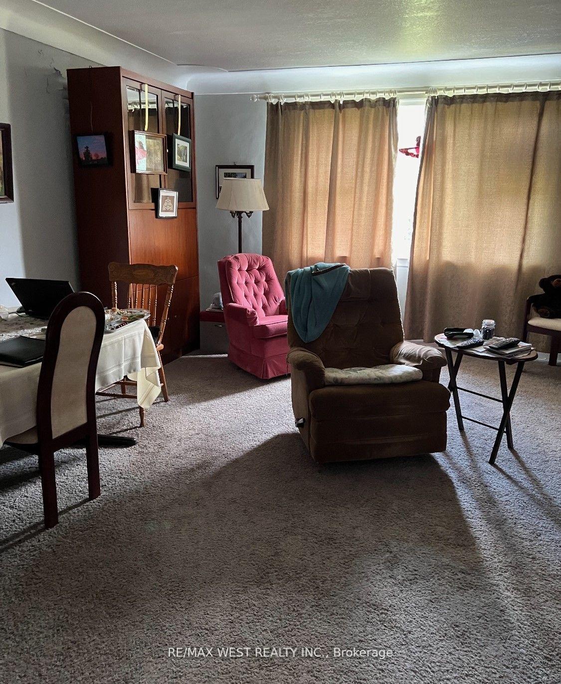 Photo 19 of 2345 Snyder Road E, Kitchener, Mill Courtland Woodside Park — HOMEH