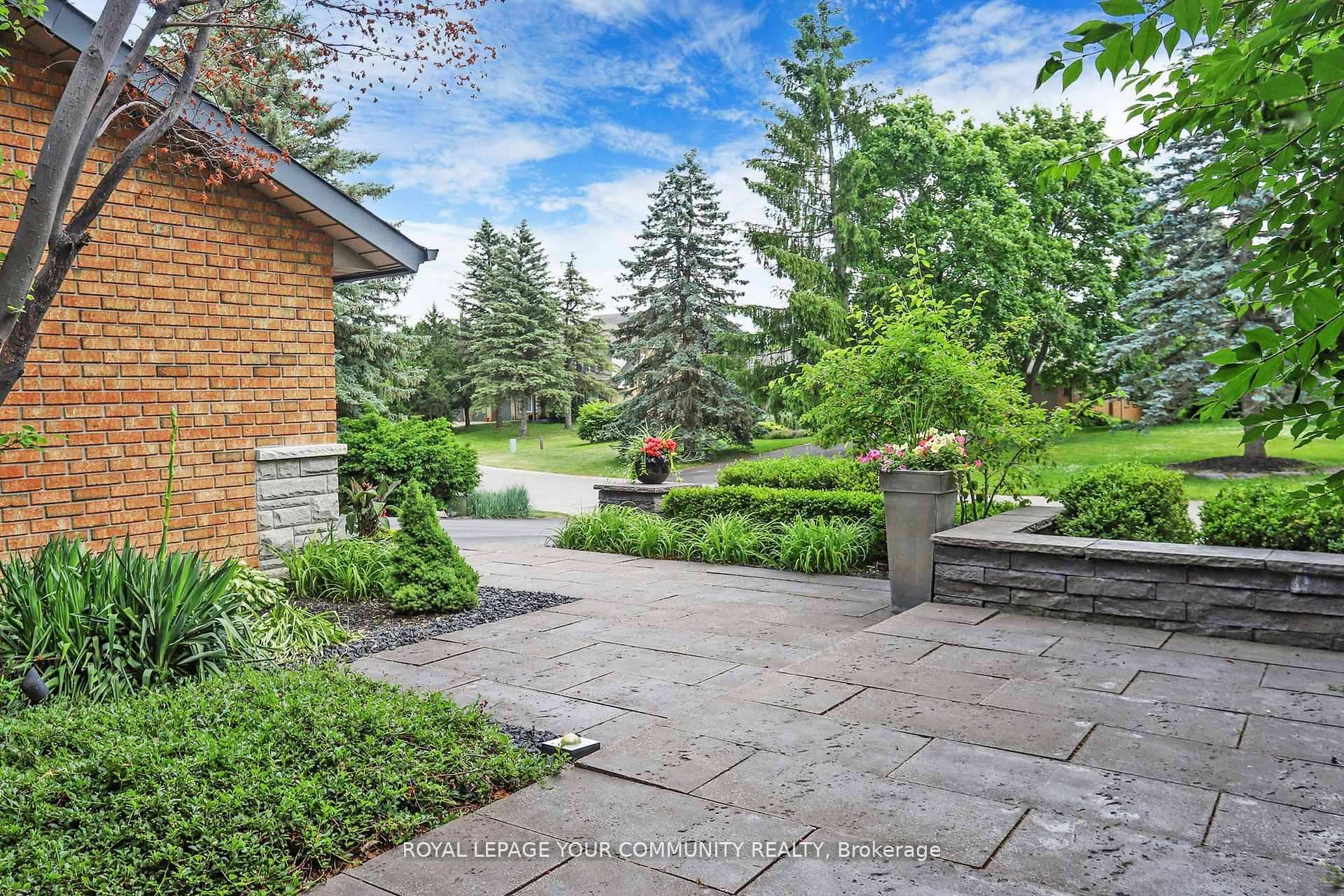 Photo 5 of 29 Curtis Crescent, King, King City — HOMEH