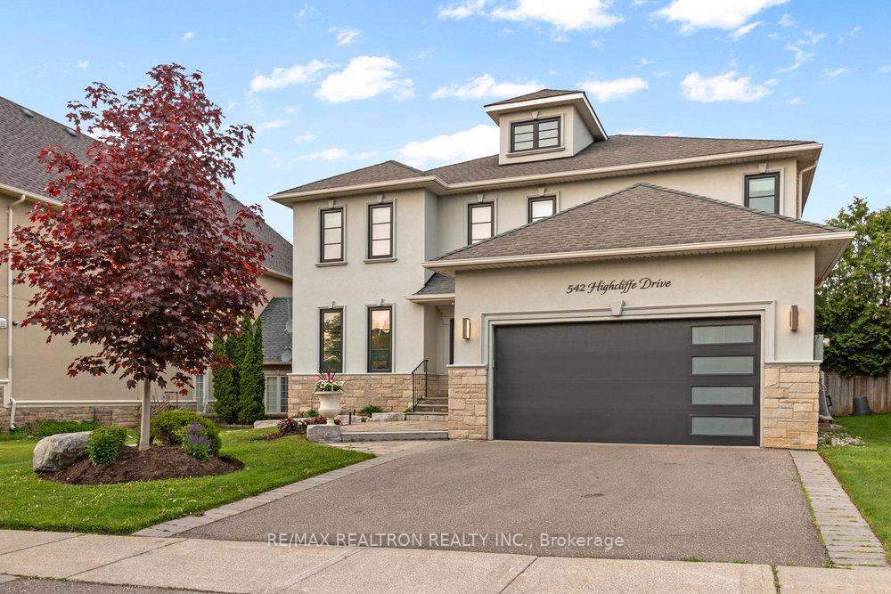 Photo 10 of 542 Highcliffe Drive, Vaughan, Uplands — HOMEH