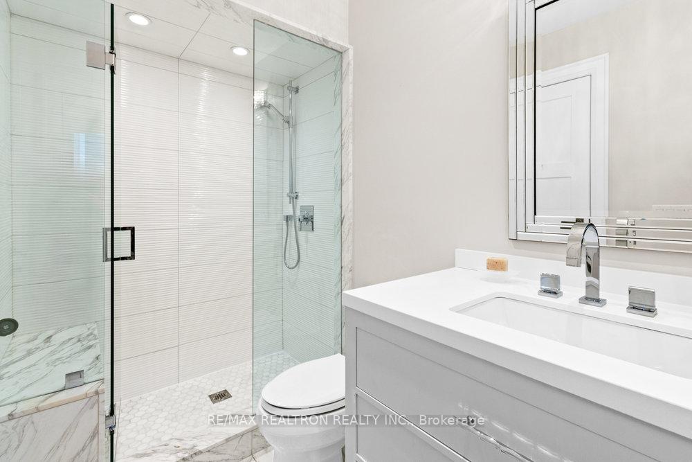 Photo 39 of 542 Highcliffe Drive, Vaughan, Uplands — HOMEH