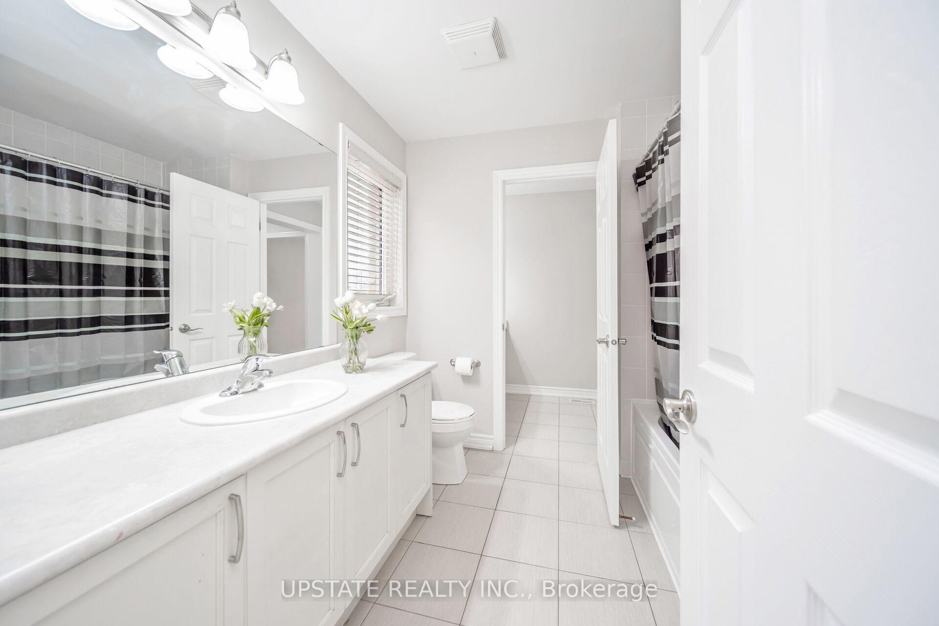 Photo 36 of 32 Lauderhill Road, Brampton, Vales of Castlemore North — HOMEH