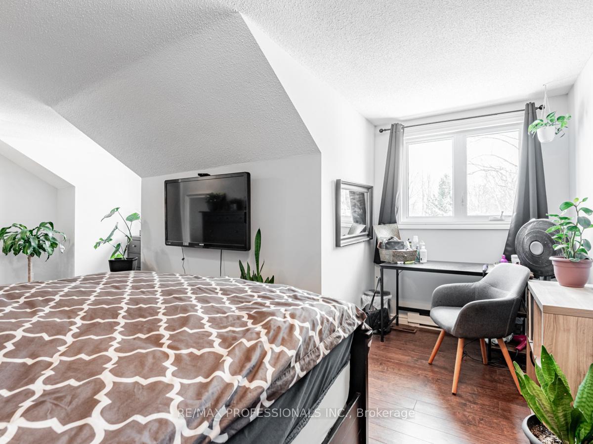 Photo 15 of 44 Meadowlands Drive, Brock, Cannington — HOMEH