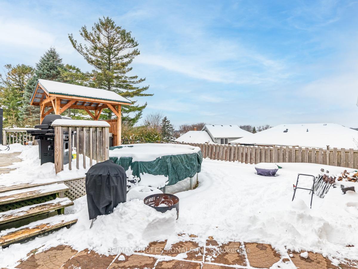 Photo 24 of 44 Meadowlands Drive, Brock, Cannington — HOMEH