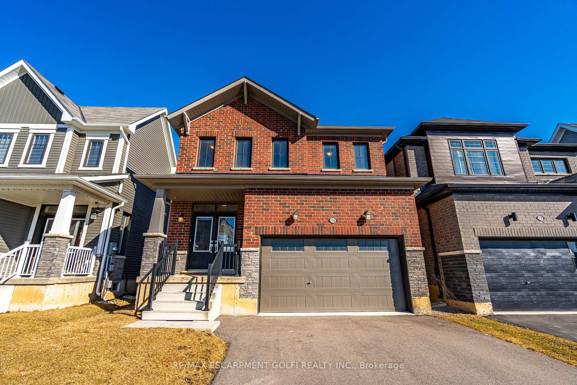 Photo 1 of 14 Whithorn Crescent, Haldimand — HOMEH