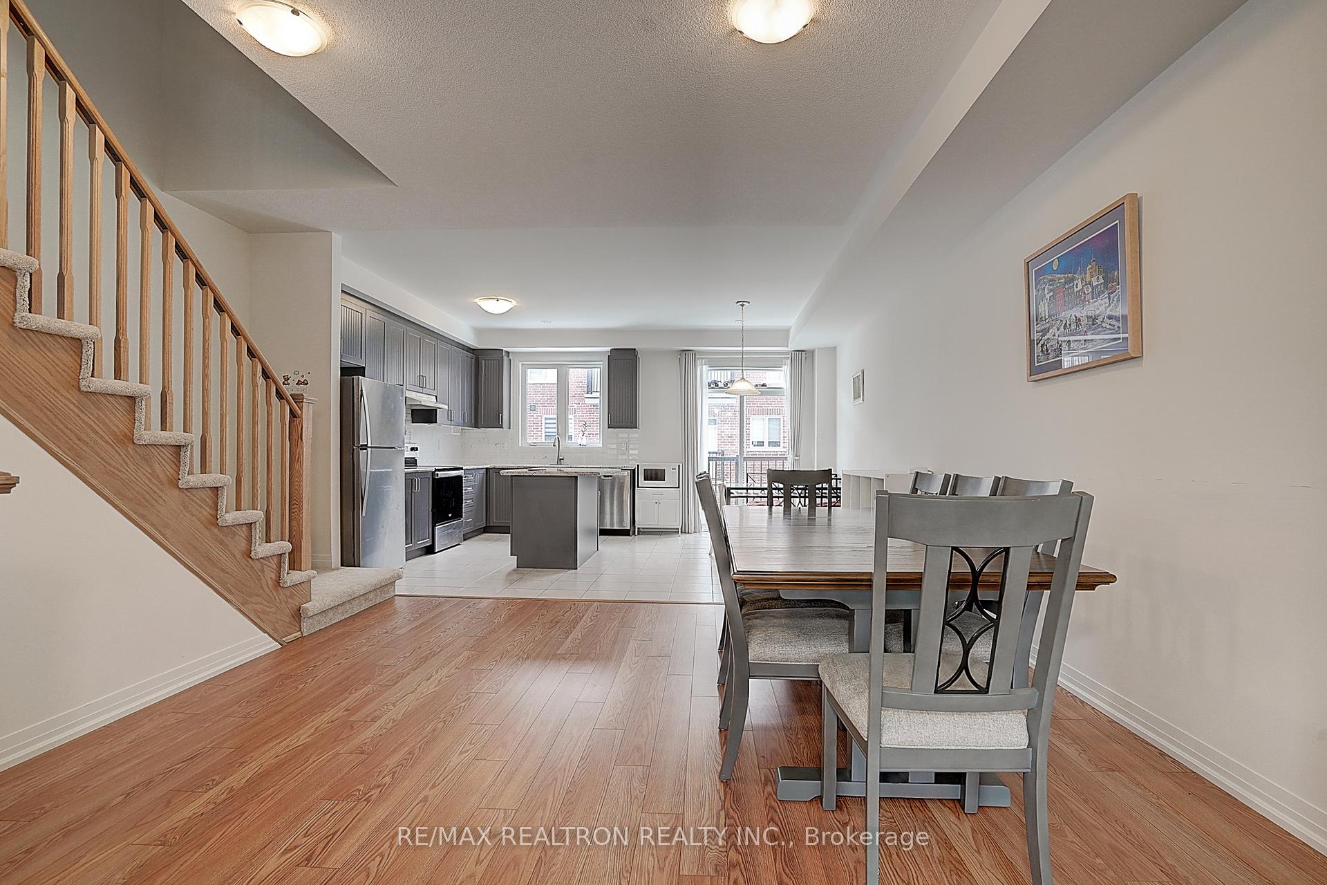Photo 12 of 7 Sissons Way, Markham, Cedar Grove — HOMEH