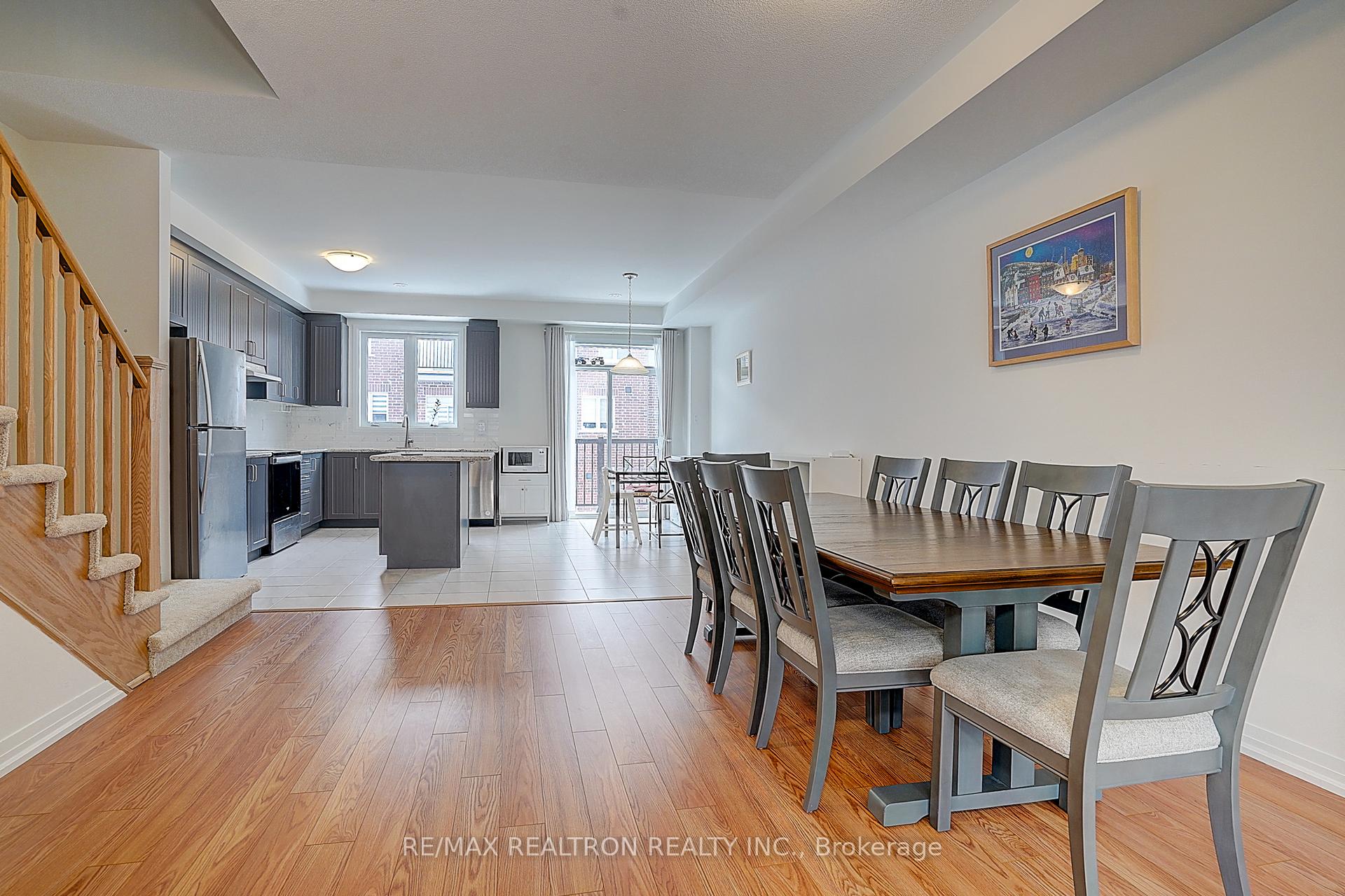 Photo 11 of 7 Sissons Way, Markham, Cedar Grove — HOMEH