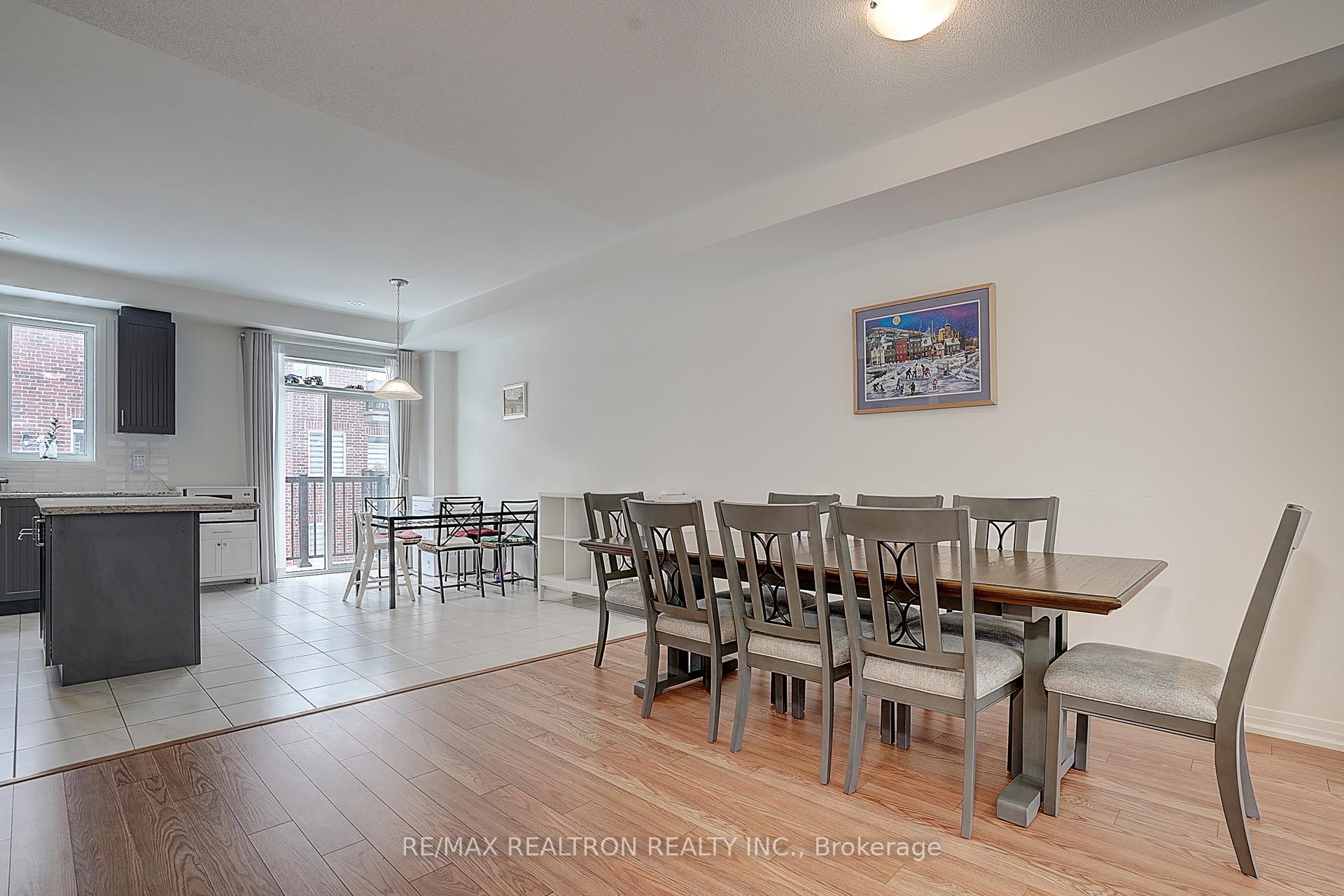 Photo 13 of 7 Sissons Way, Markham, Cedar Grove — HOMEH
