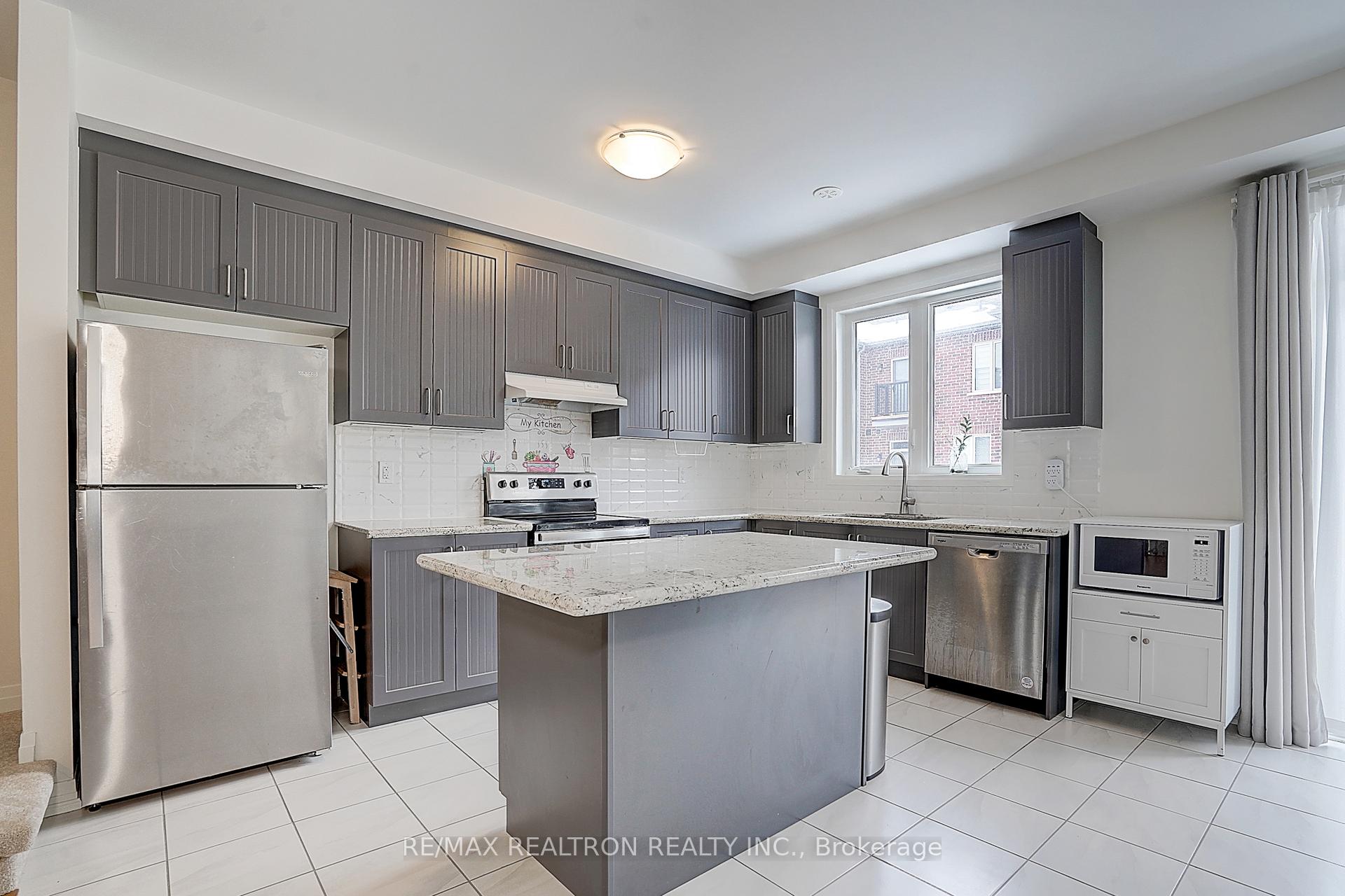 Photo 15 of 7 Sissons Way, Markham, Cedar Grove — HOMEH