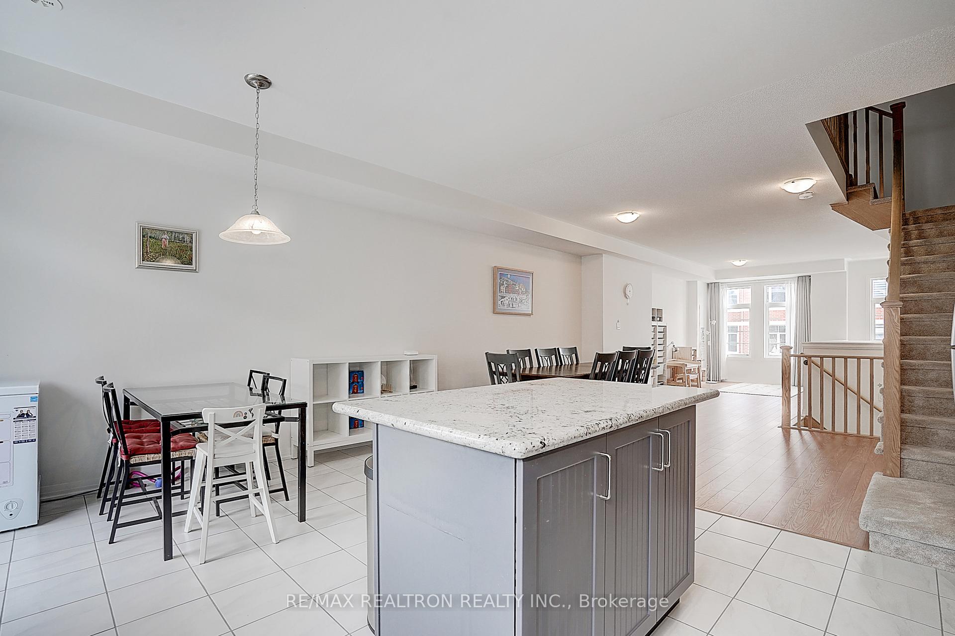 Photo 17 of 7 Sissons Way, Markham, Cedar Grove — HOMEH