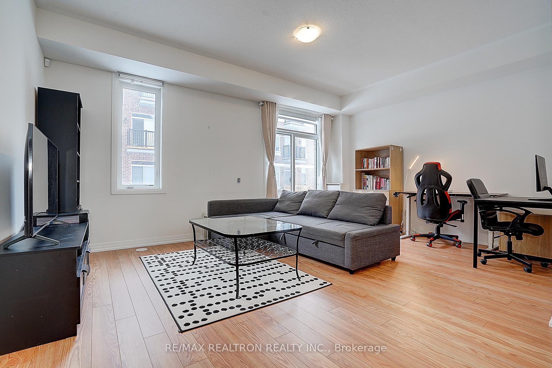 Photo 37 of 7 Sissons Way, Markham, Cedar Grove — HOMEH