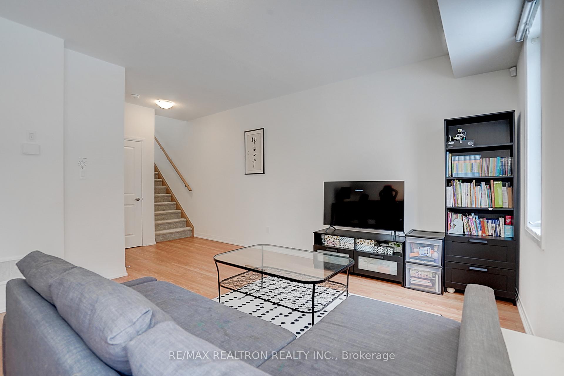 Photo 43 of 7 Sissons Way, Markham, Cedar Grove — HOMEH