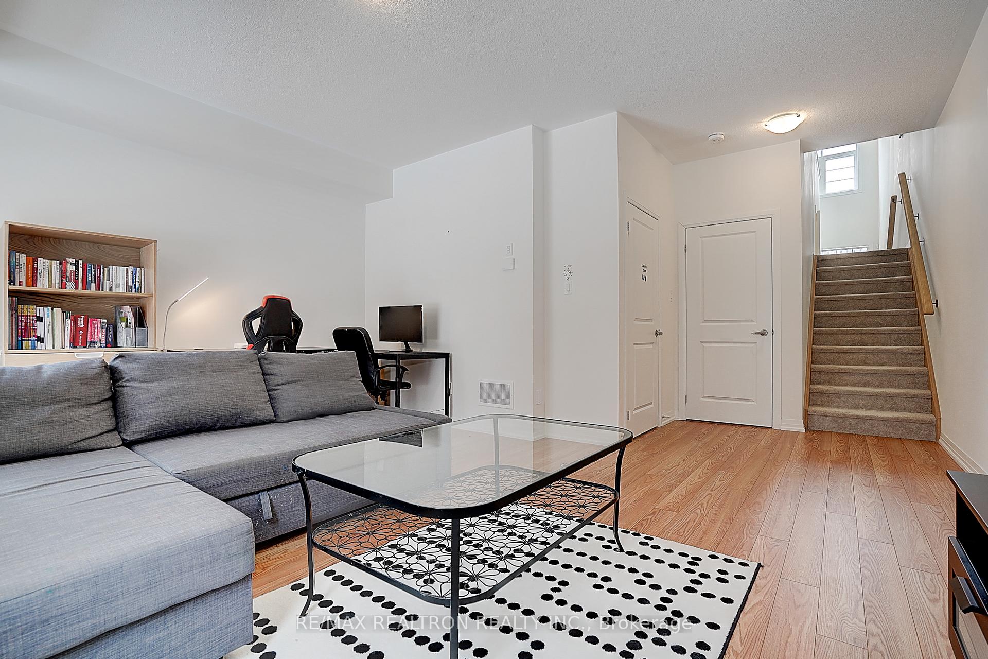 Photo 32 of 7 Sissons Way, Markham, Cedar Grove — HOMEH