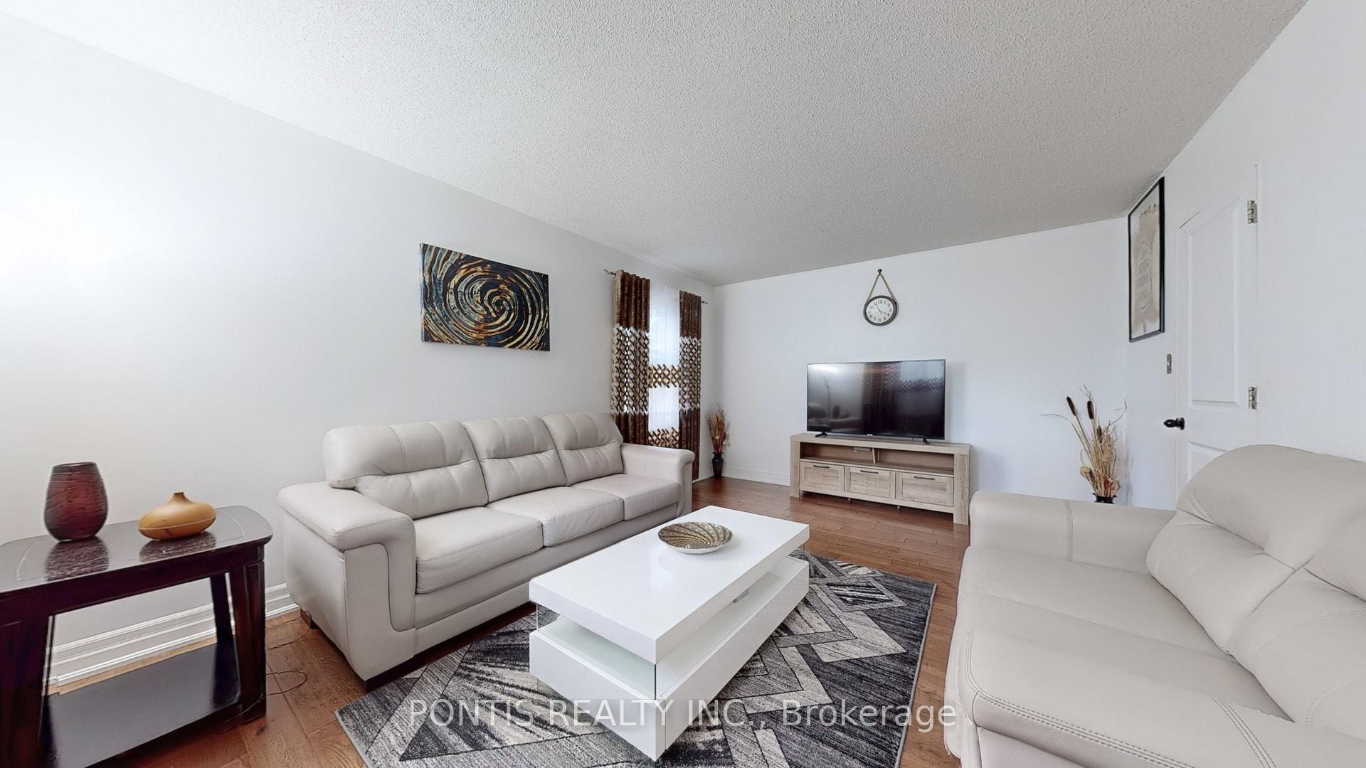 Photo 6 of 3014 Oka Road, Mississauga, Meadowvale — HOMEH