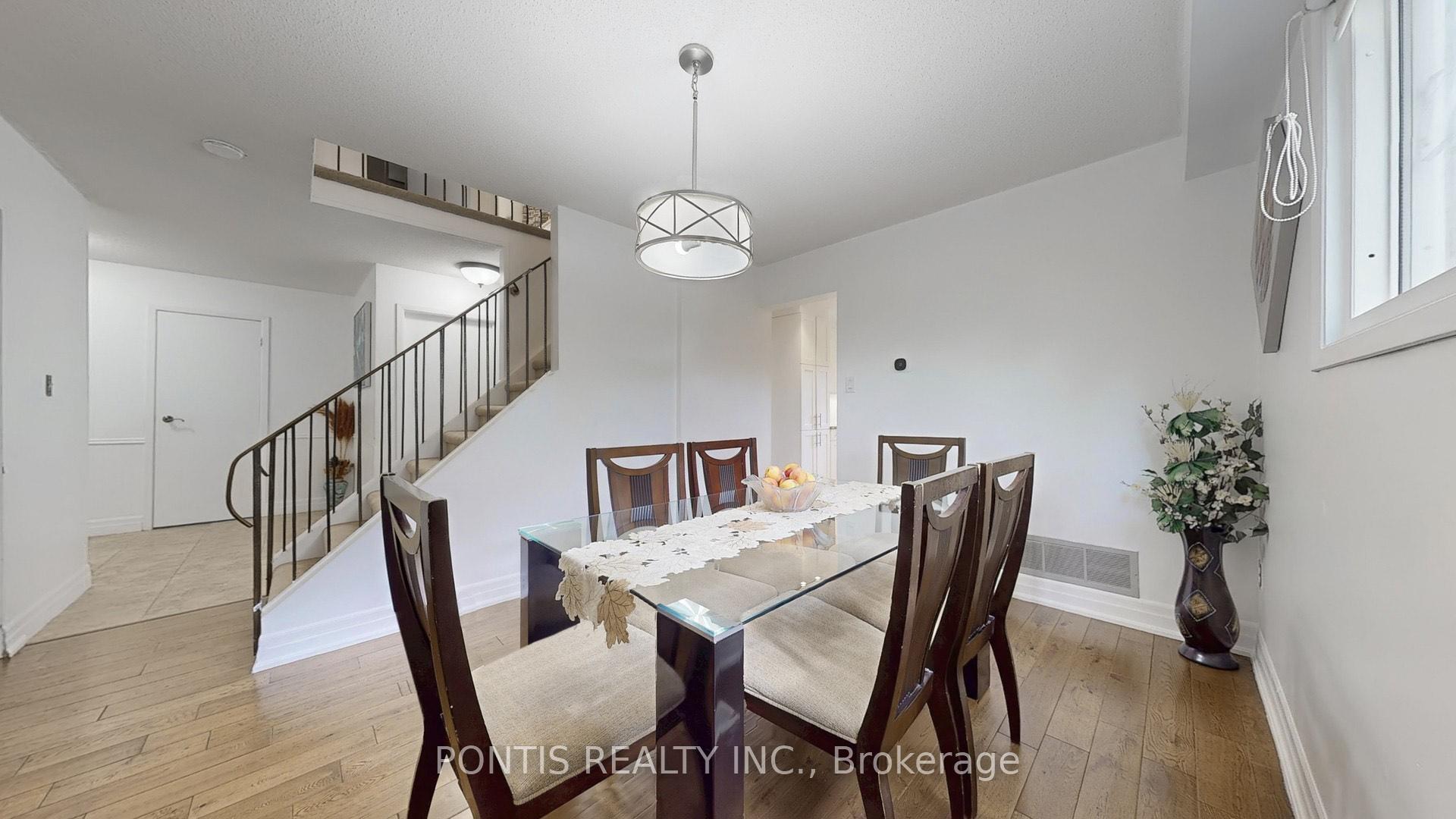 Photo 2 of 3014 Oka Road, Mississauga, Meadowvale — HOMEH
