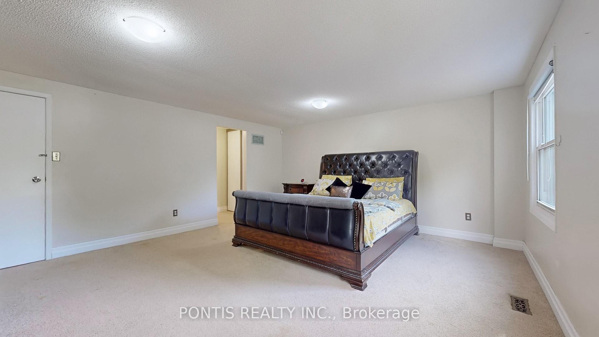 Photo 11 of 3014 Oka Road, Mississauga, Meadowvale — HOMEH