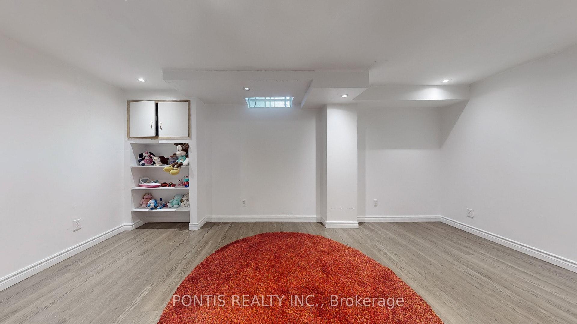 Photo 5 of 3014 Oka Road, Mississauga, Meadowvale — HOMEH