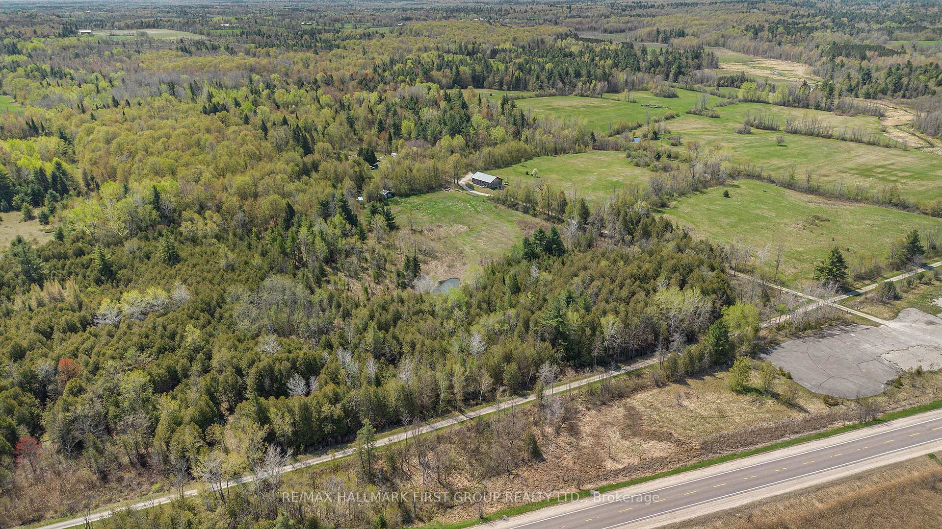 Photo 29 of 20017 Highway 7, Tay Valley, Bathurst/Burgess & Sherbrooke (Bathurst) Twp — HOMEH