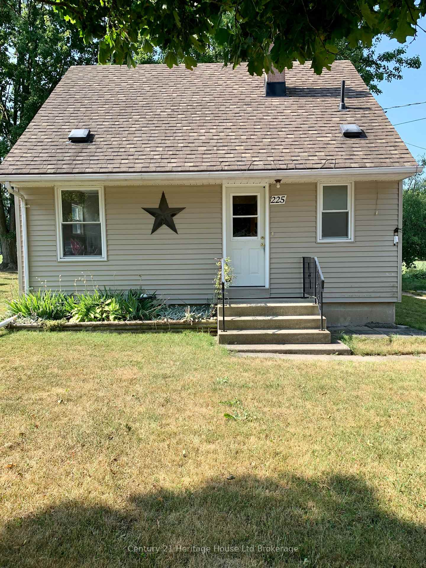 Front of 225 Algonquin Drive