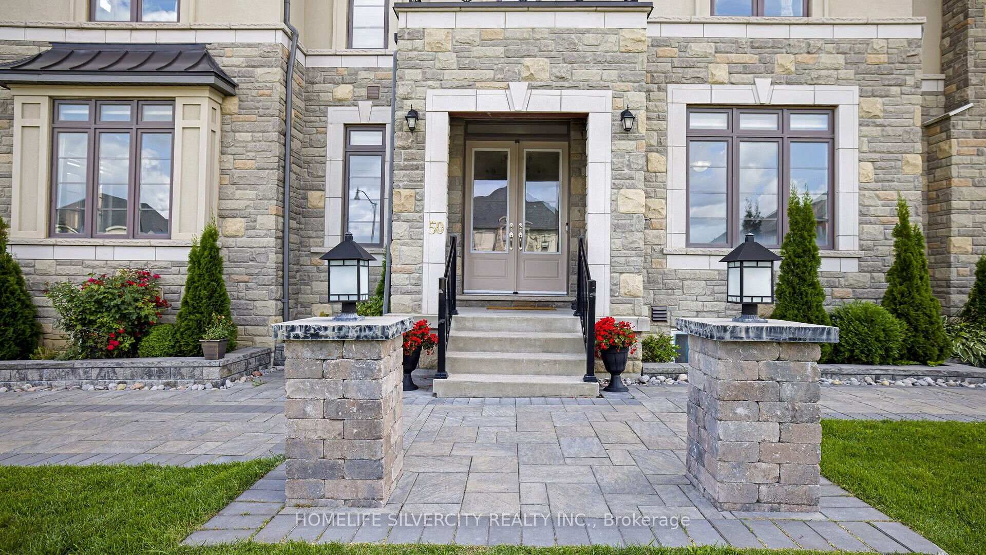 Photo 5 of 50 Gordon Randle Drive, Brampton, Toronto Gore Rural Estate — HOMEH