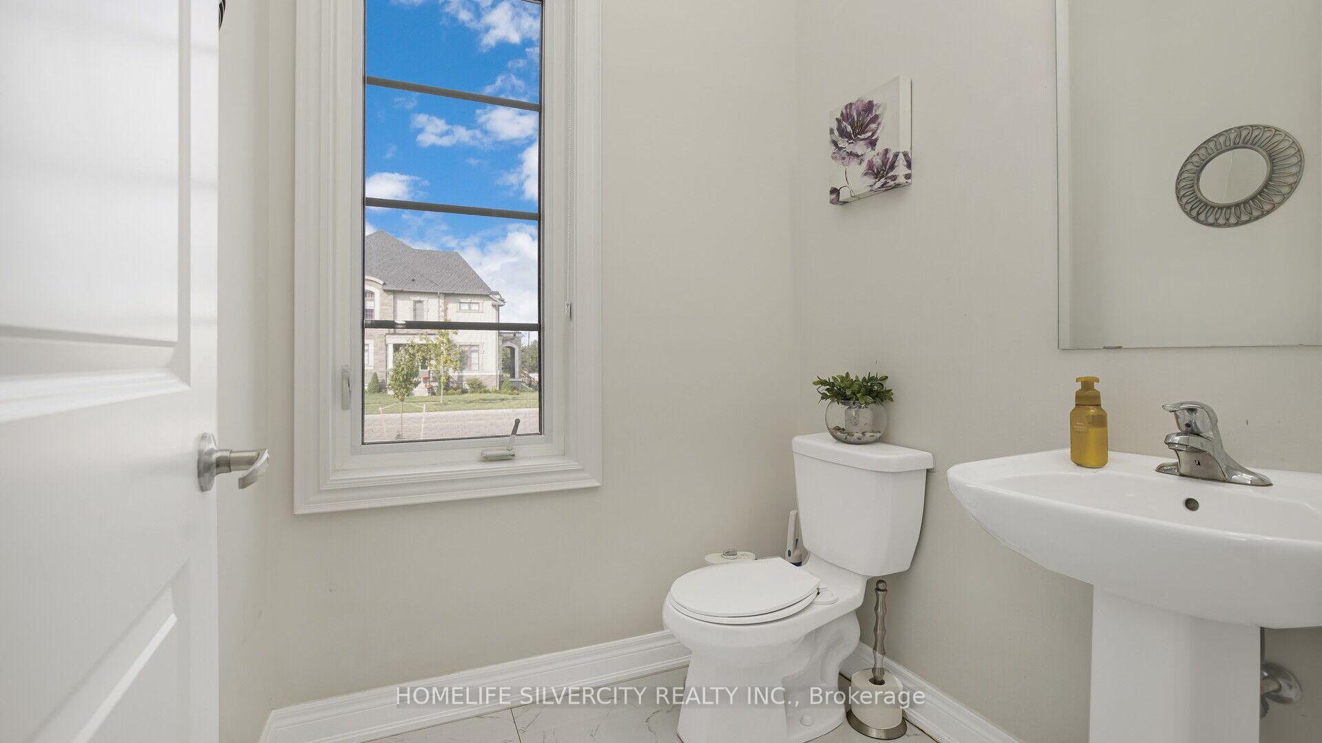 Photo 3 of 50 Gordon Randle Drive, Brampton, Toronto Gore Rural Estate — HOMEH