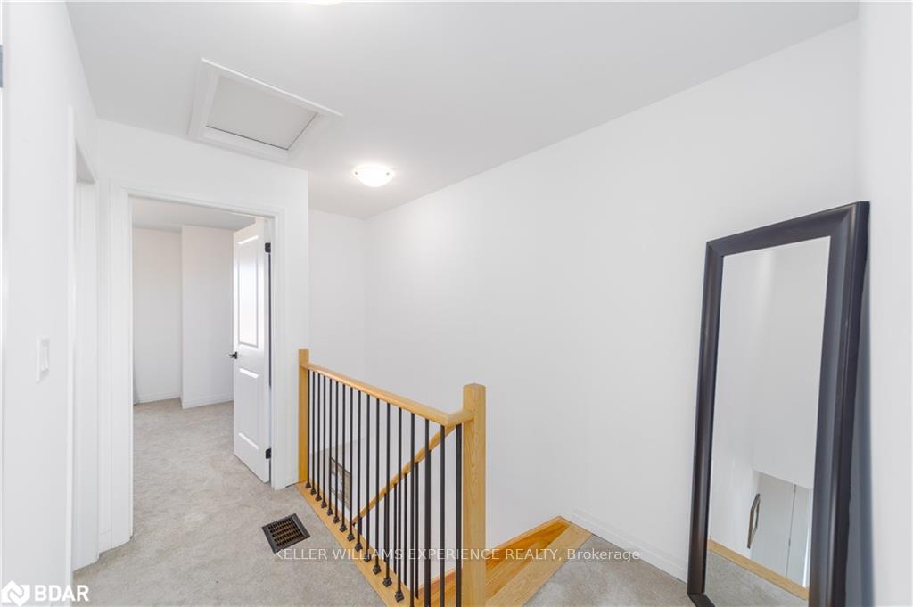 Photo 6 of 123 Fairlane Avenue, Barrie, Innis-Shore — HOMEH