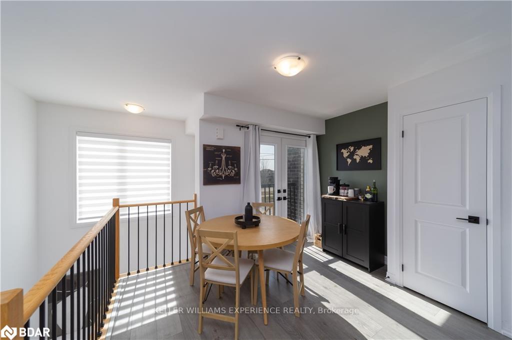 Photo 12 of 123 Fairlane Avenue, Barrie, Innis-Shore — HOMEH