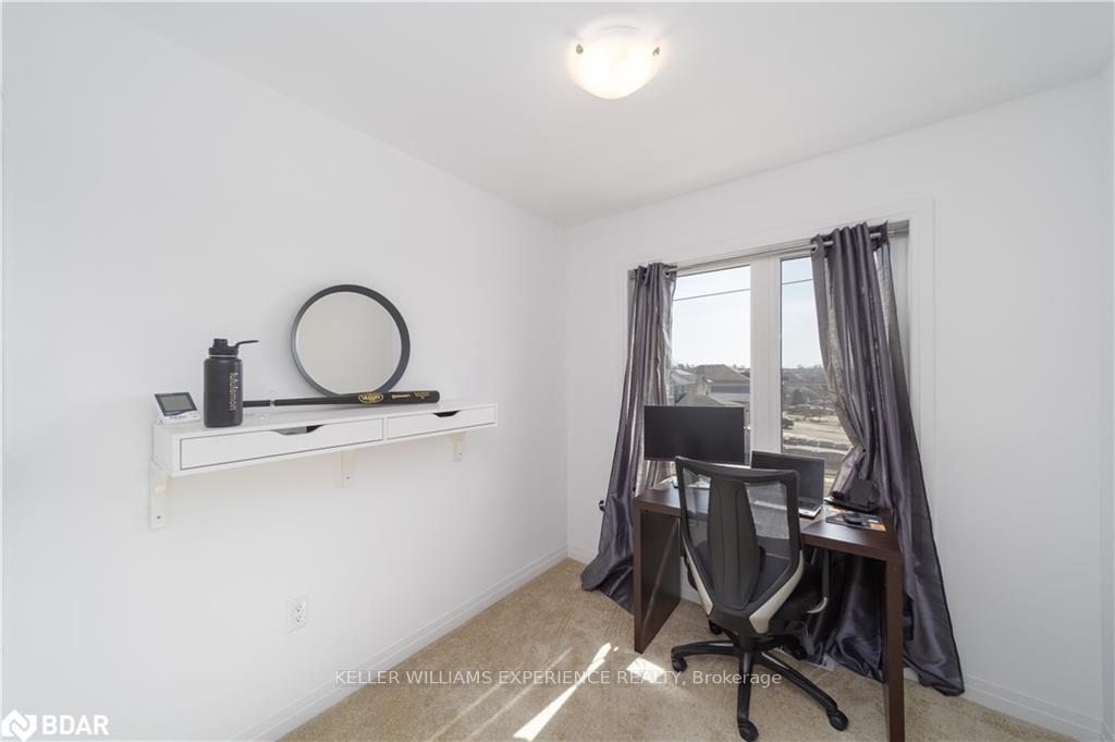 Photo 23 of 123 Fairlane Avenue, Barrie, Innis-Shore — HOMEH