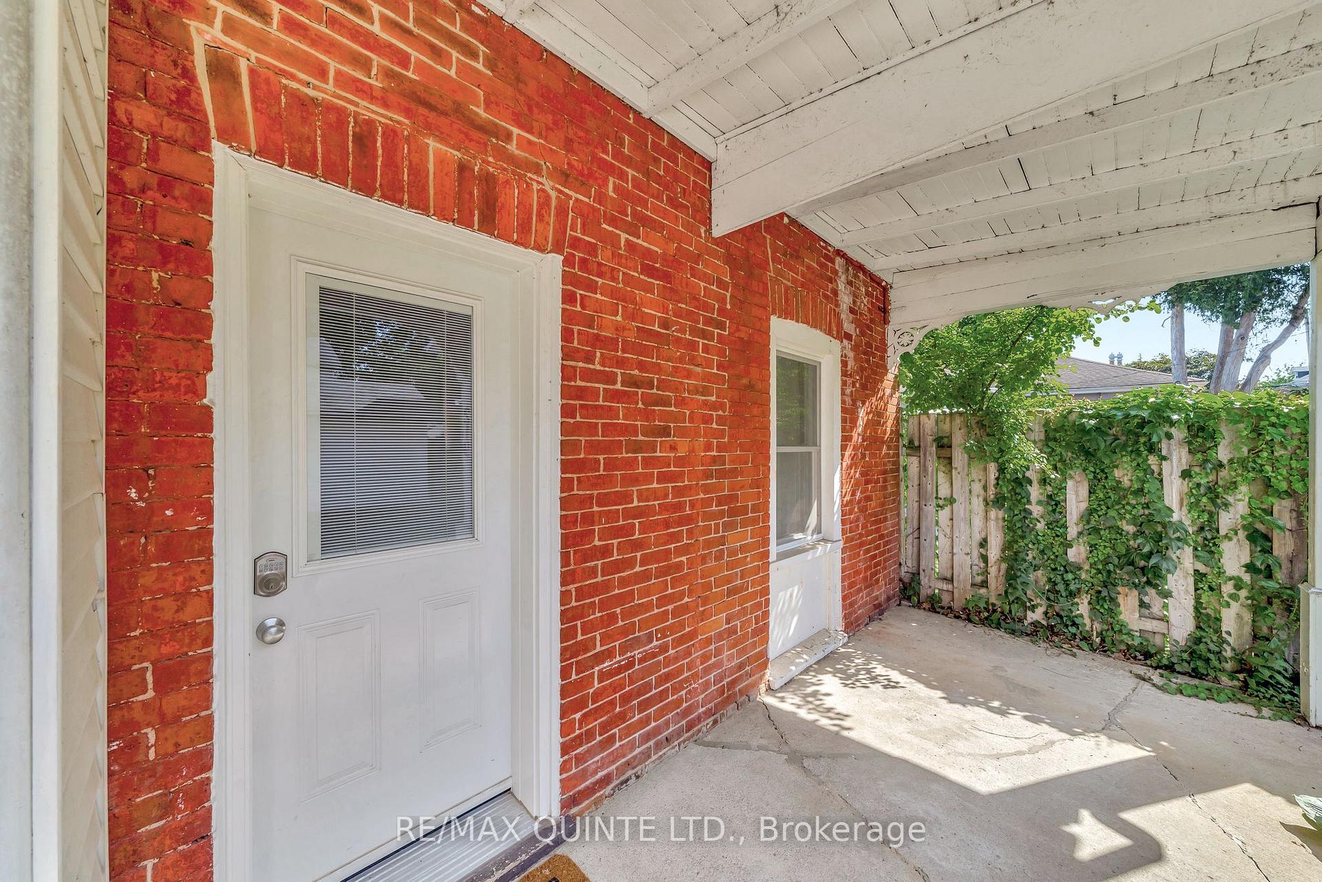 Photo 32 of 219-221 Ann Street, Belleville, Belleville Ward — HOMEH