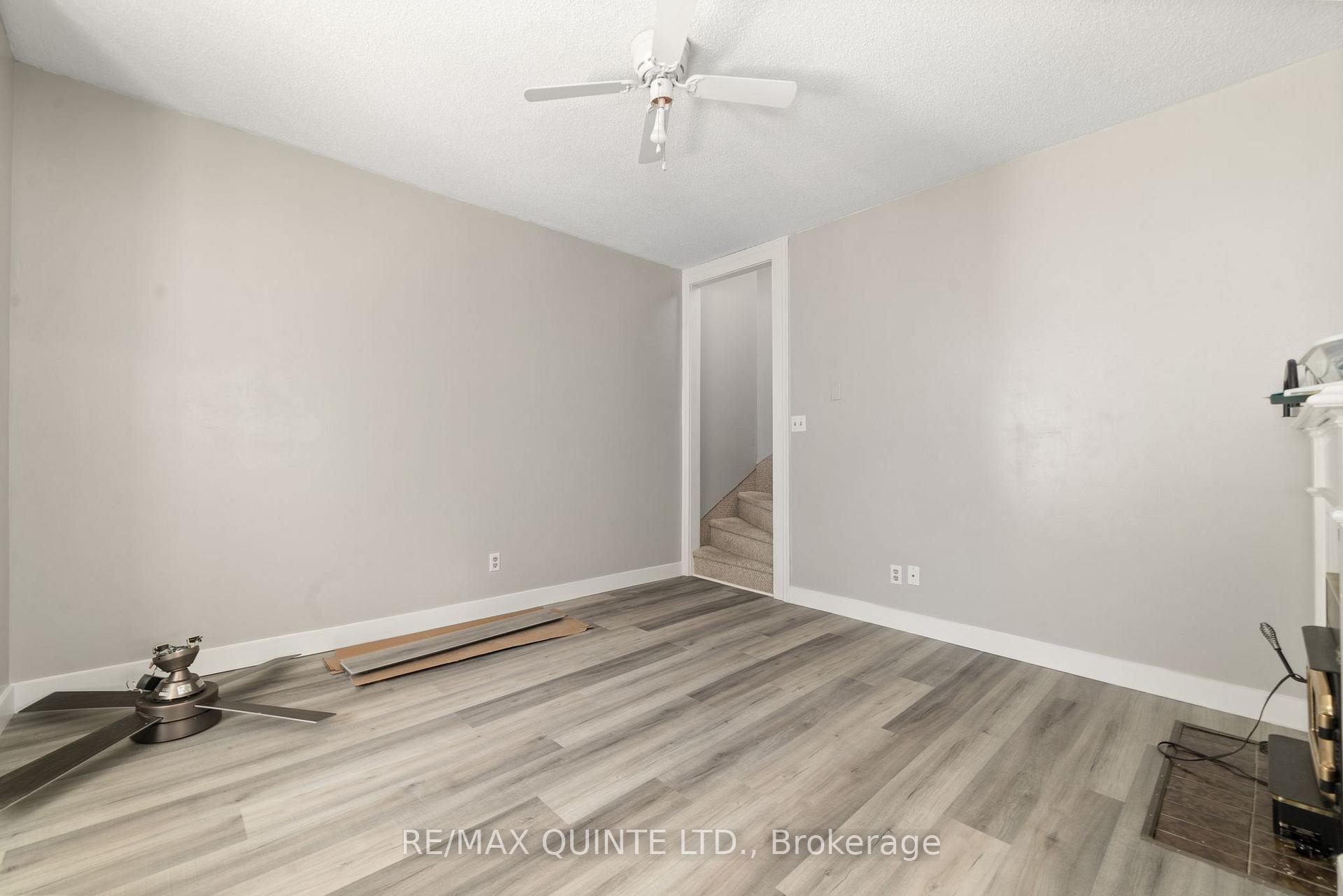 Photo 11 of 219-221 Ann Street, Belleville, Belleville Ward — HOMEH
