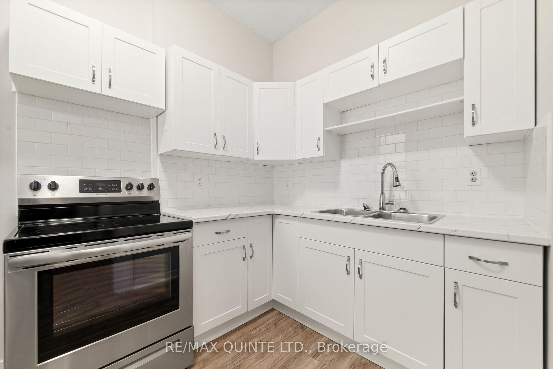 Photo 19 of 219-221 Ann Street, Belleville, Belleville Ward — HOMEH