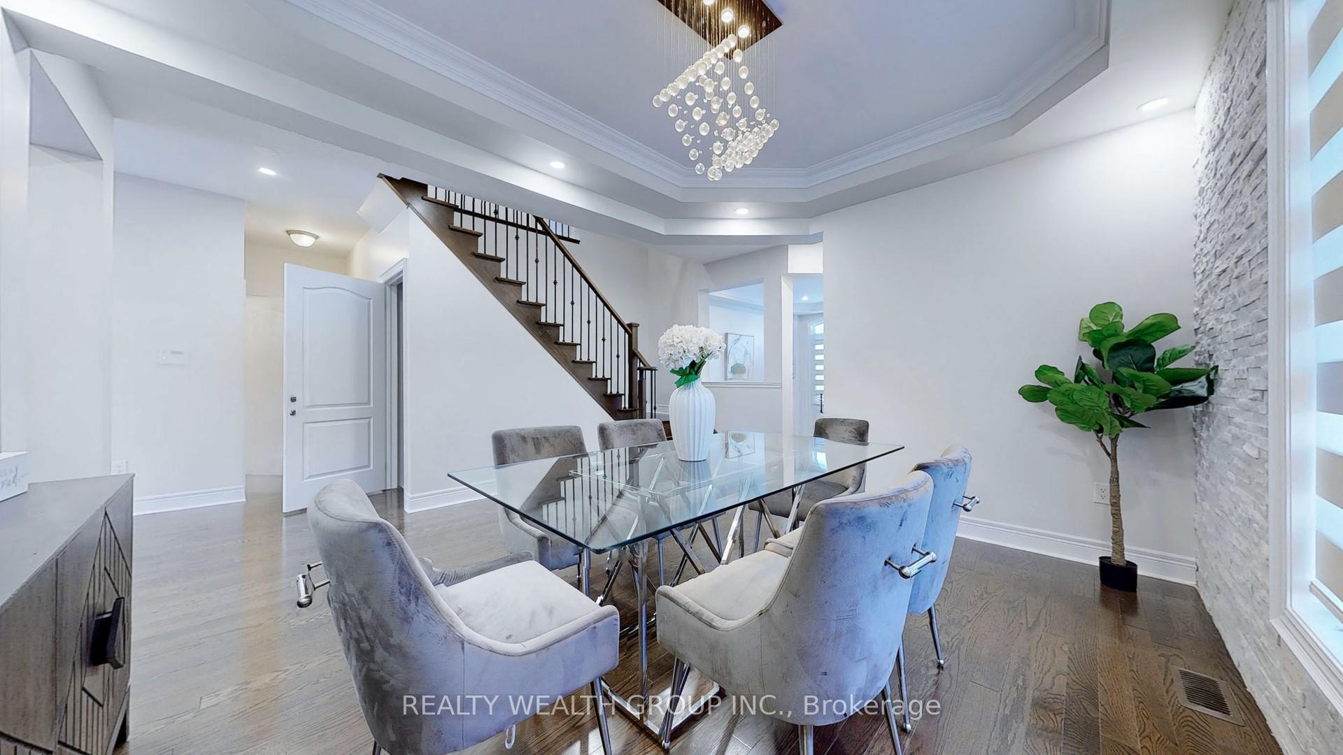 Photo 5 of 12 Stonecrop Road, Brampton, Bram West — HOMEH
