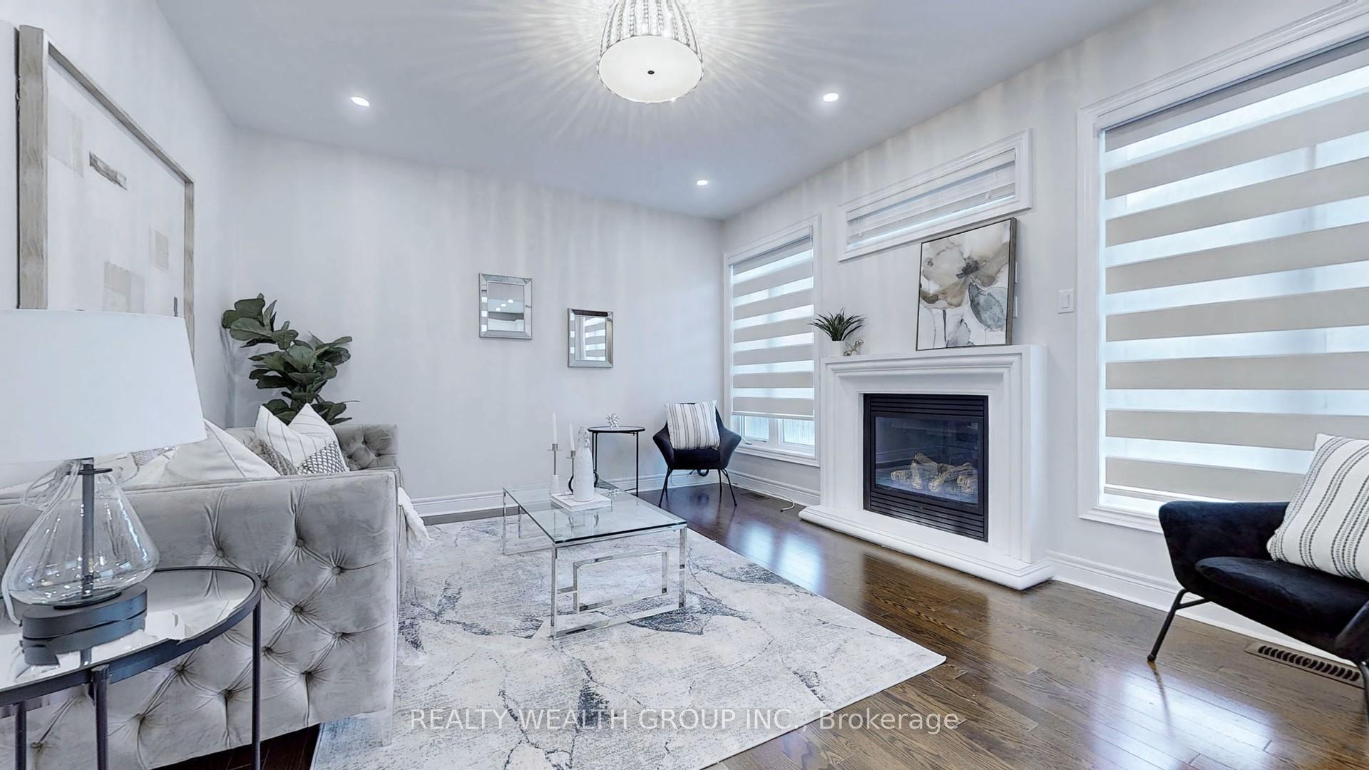 Photo 7 of 12 Stonecrop Road, Brampton, Bram West — HOMEH