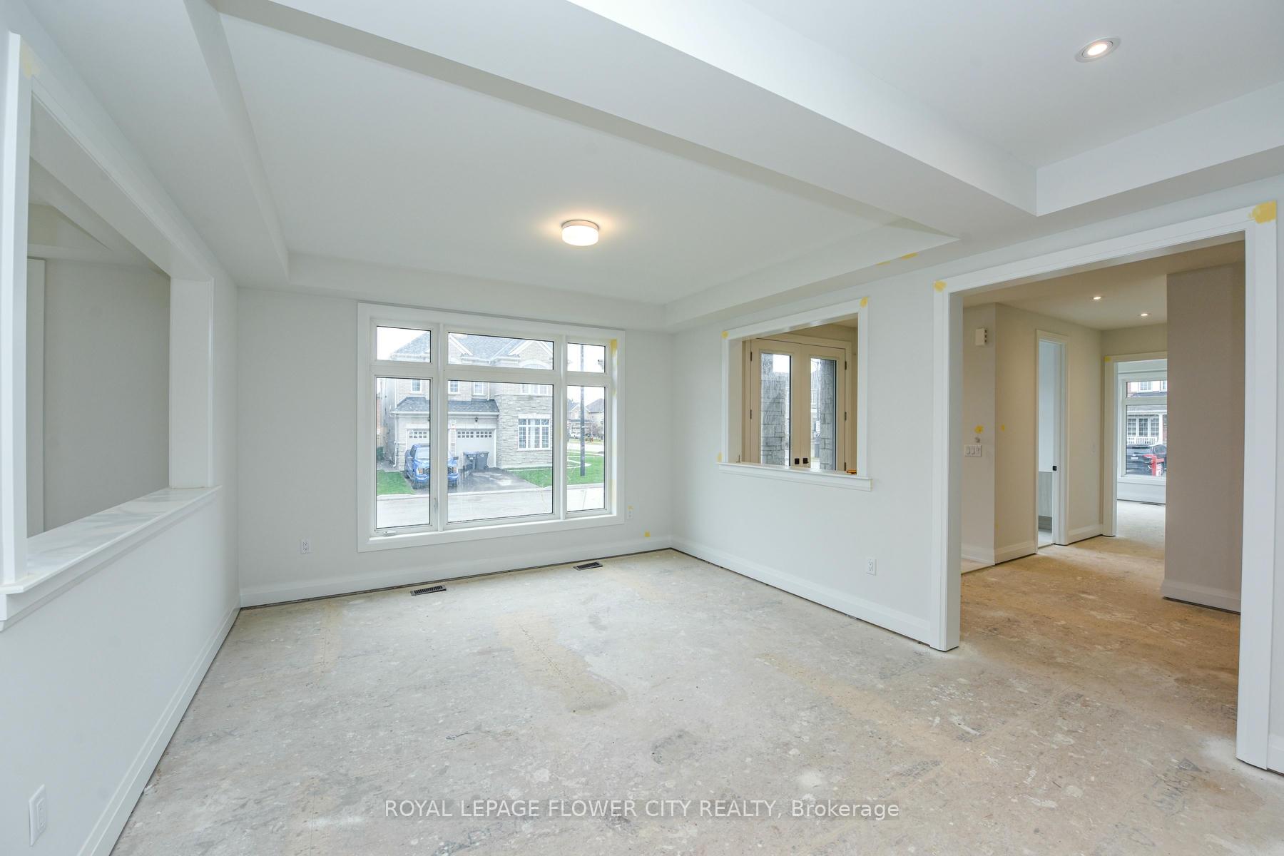 Photo 4 of 2 Dolomite Drive, Brampton, Bram East — HOMEH