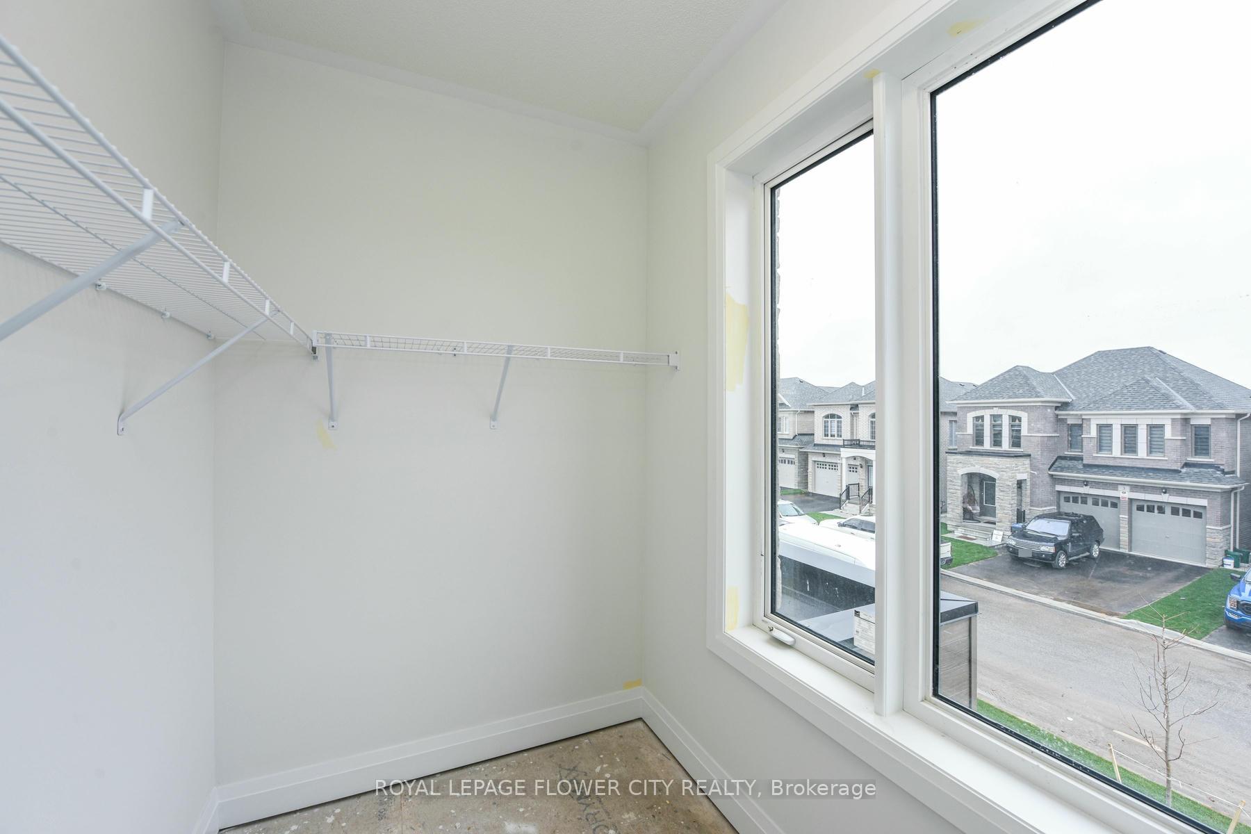 Photo 15 of 2 Dolomite Drive, Brampton, Bram East — HOMEH