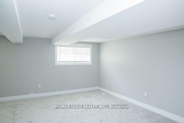 Photo 26 of 169 Hanna Crescent, Sarnia — HOMEH