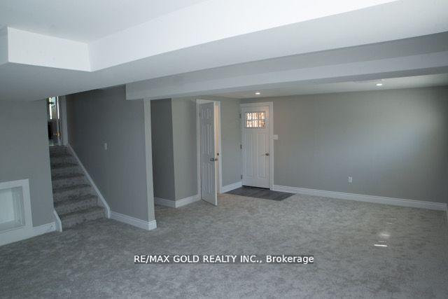 Photo 32 of 169 Hanna Crescent, Sarnia — HOMEH