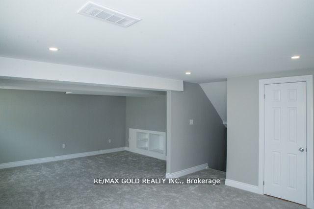 Photo 18 of 169 Hanna Crescent, Sarnia — HOMEH