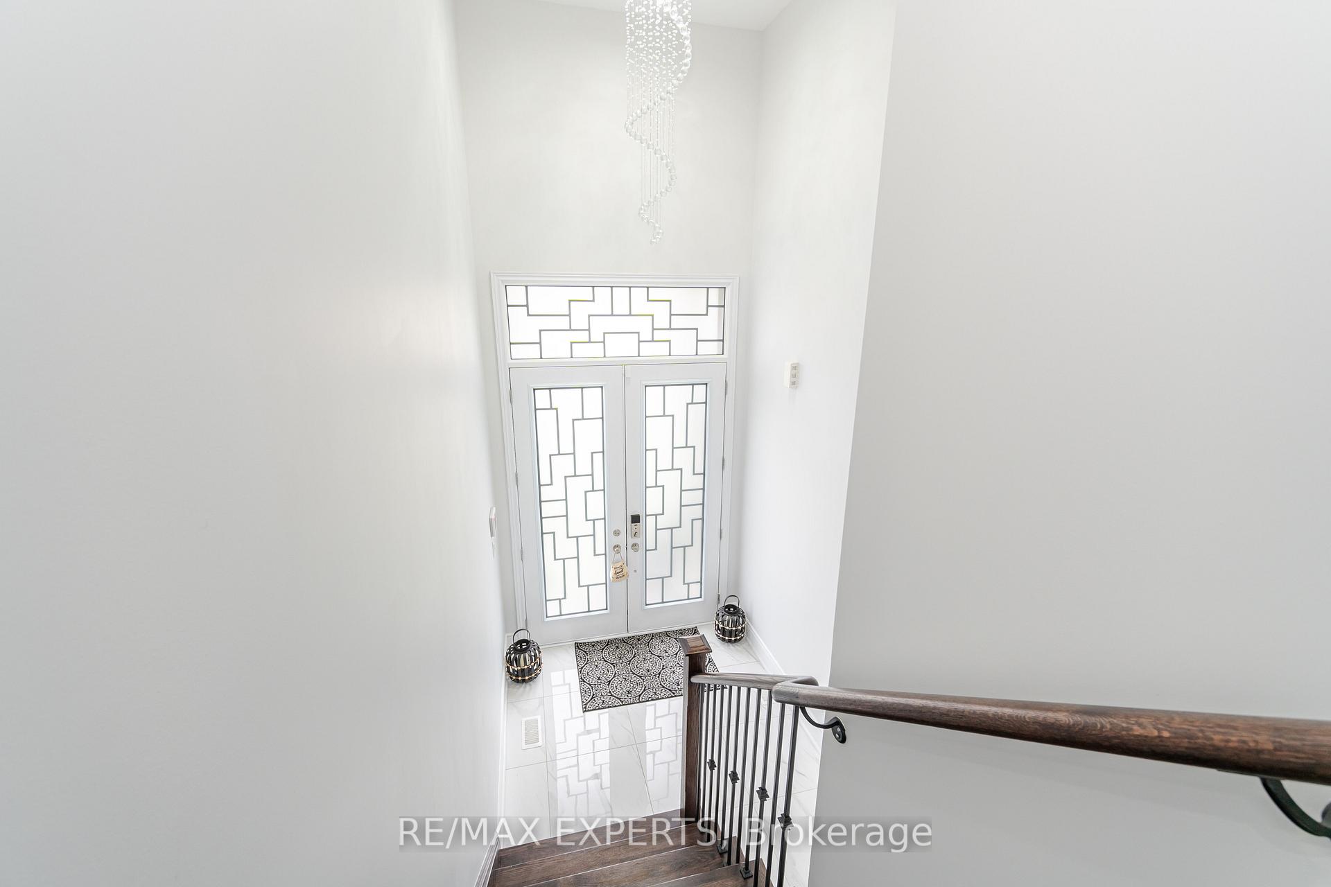 Photo 6 of 57 Arthur Griffin Crescent, Caledon, Caledon East — HOMEH