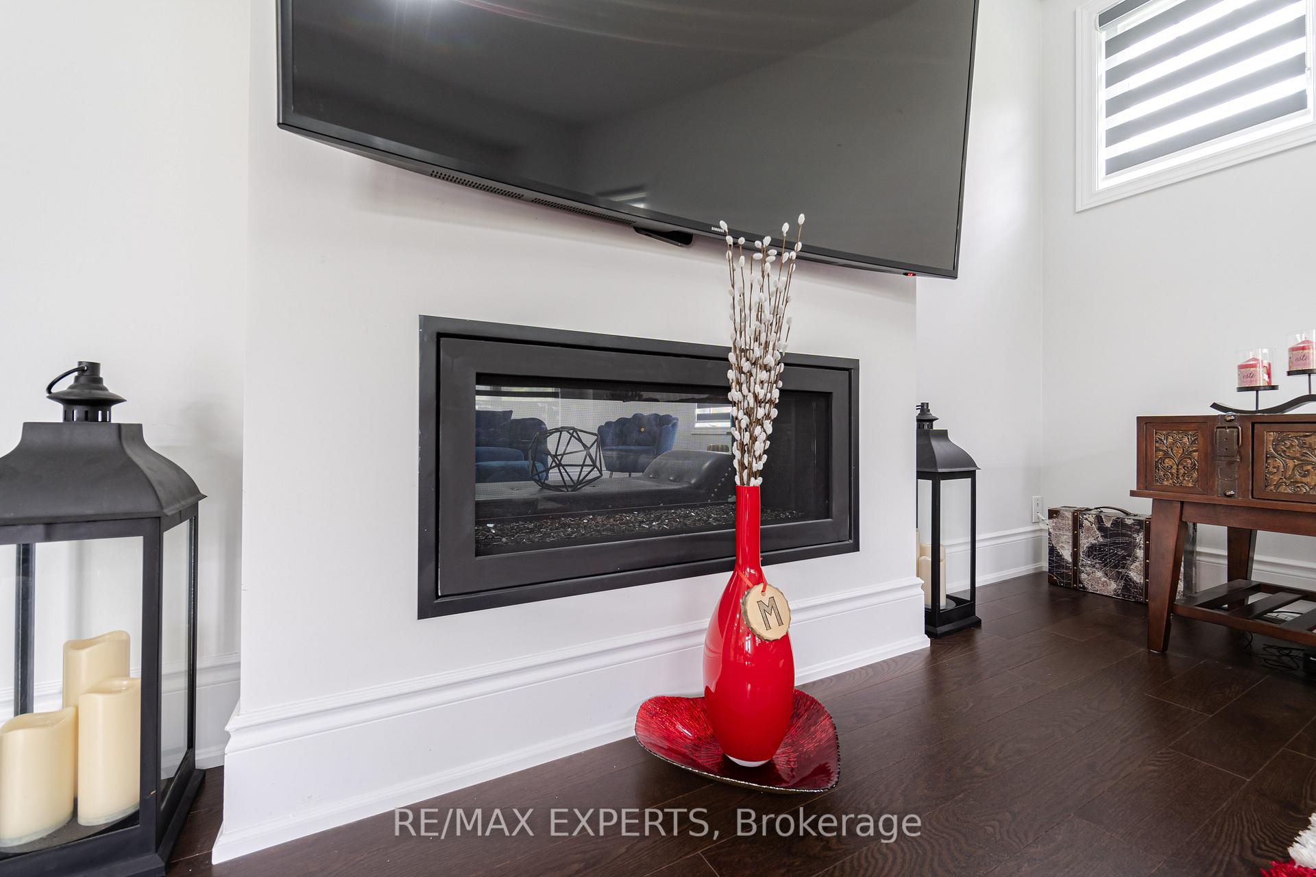 Photo 12 of 57 Arthur Griffin Crescent, Caledon, Caledon East — HOMEH