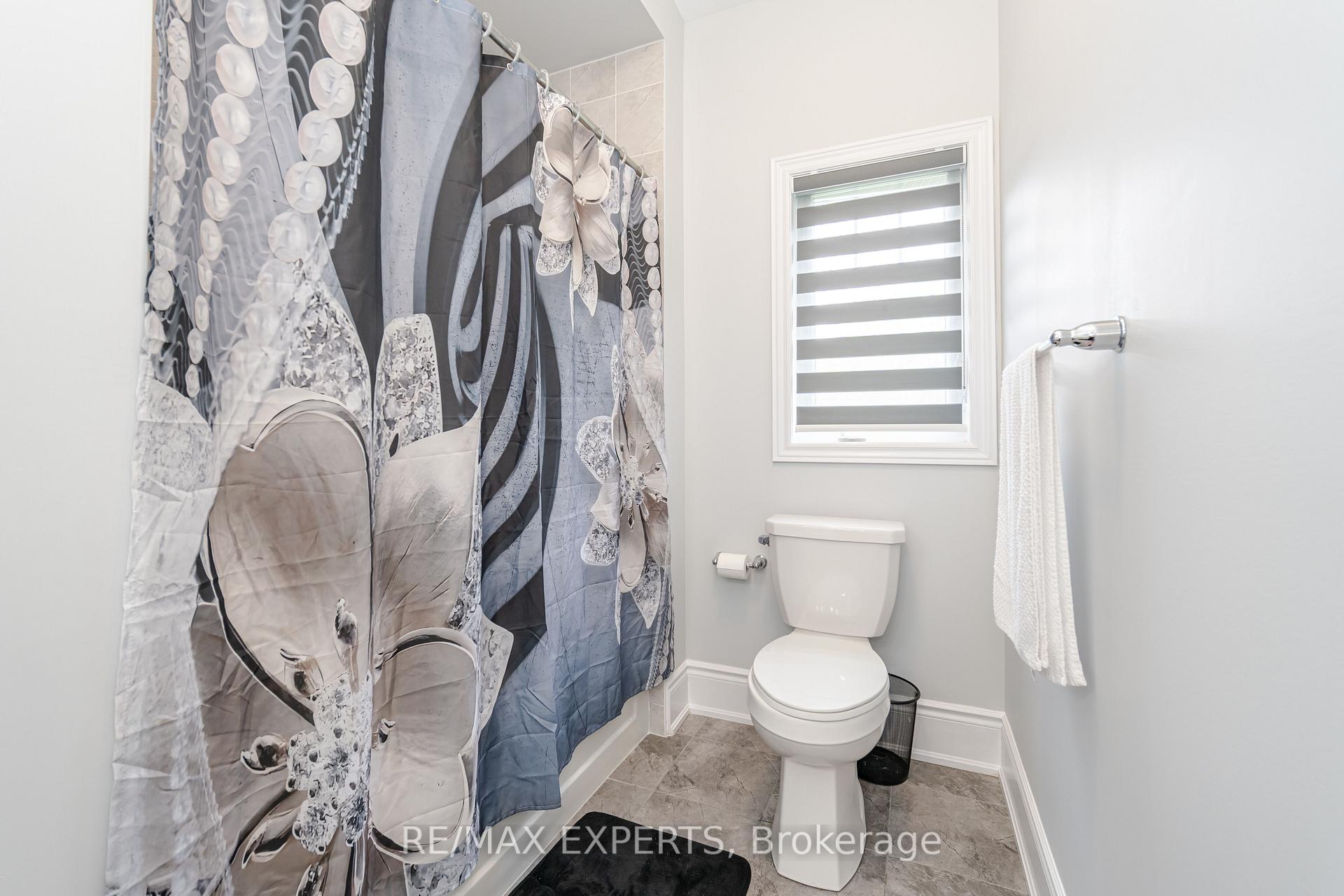 Photo 38 of 57 Arthur Griffin Crescent, Caledon, Caledon East — HOMEH