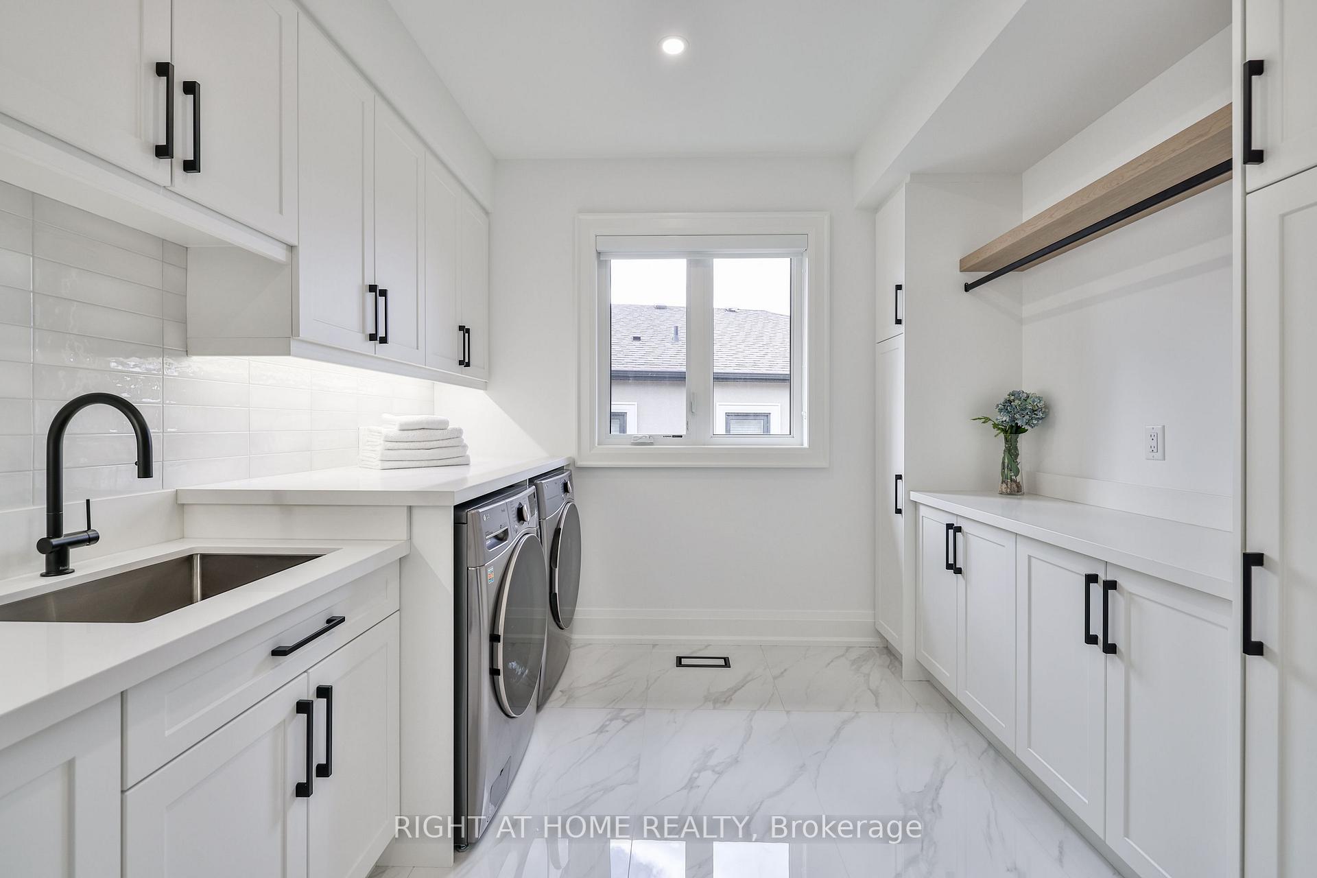 Photo 29 of 8 Hughson Drive, Markham, Buttonville — HOMEH