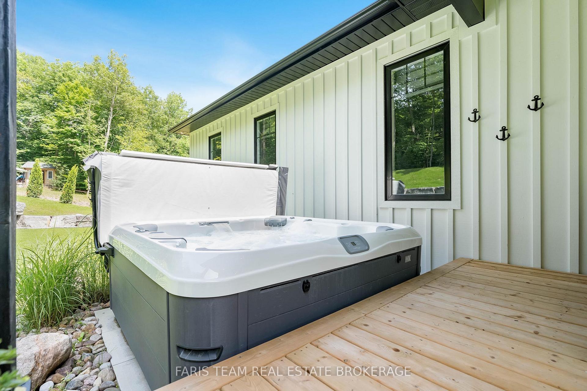Photo 11 of 1532 Champlain Road, Tiny, Rural Tiny — HOMEH