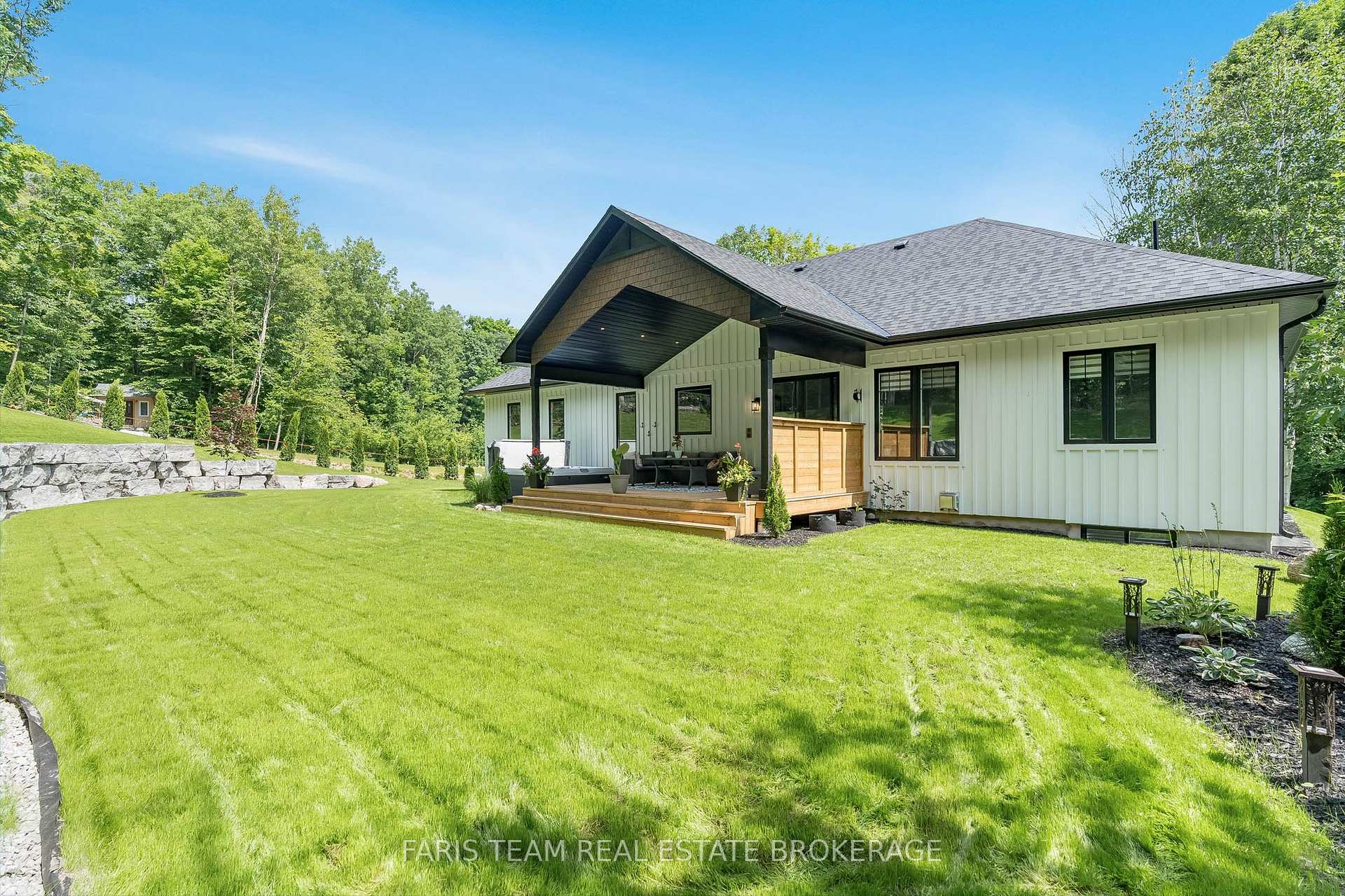 Photo 43 of 1532 Champlain Road, Tiny, Rural Tiny — HOMEH