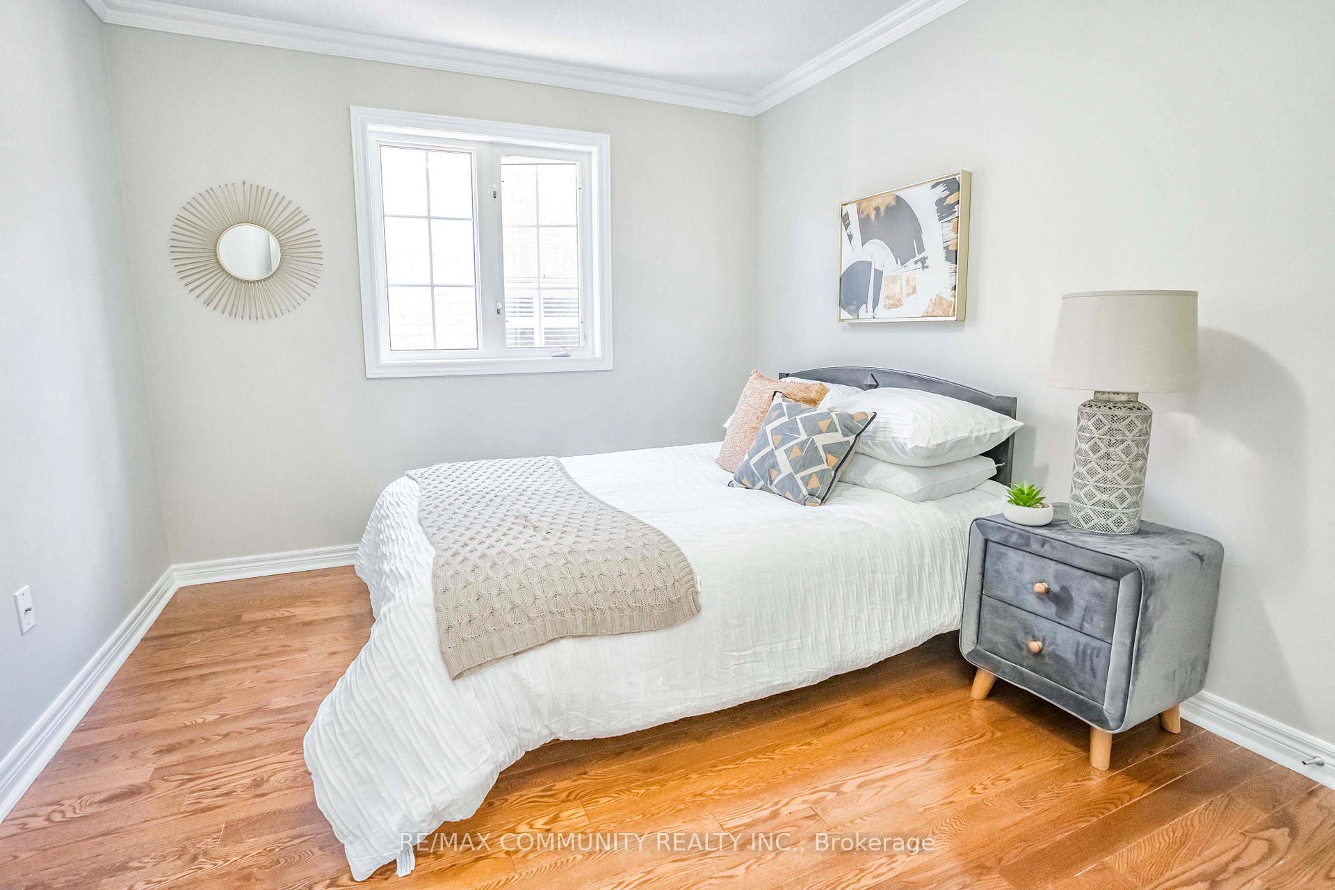 Photo 37 of 42 Reginald Lamb Crescent, Markham, Box Grove — HOMEH