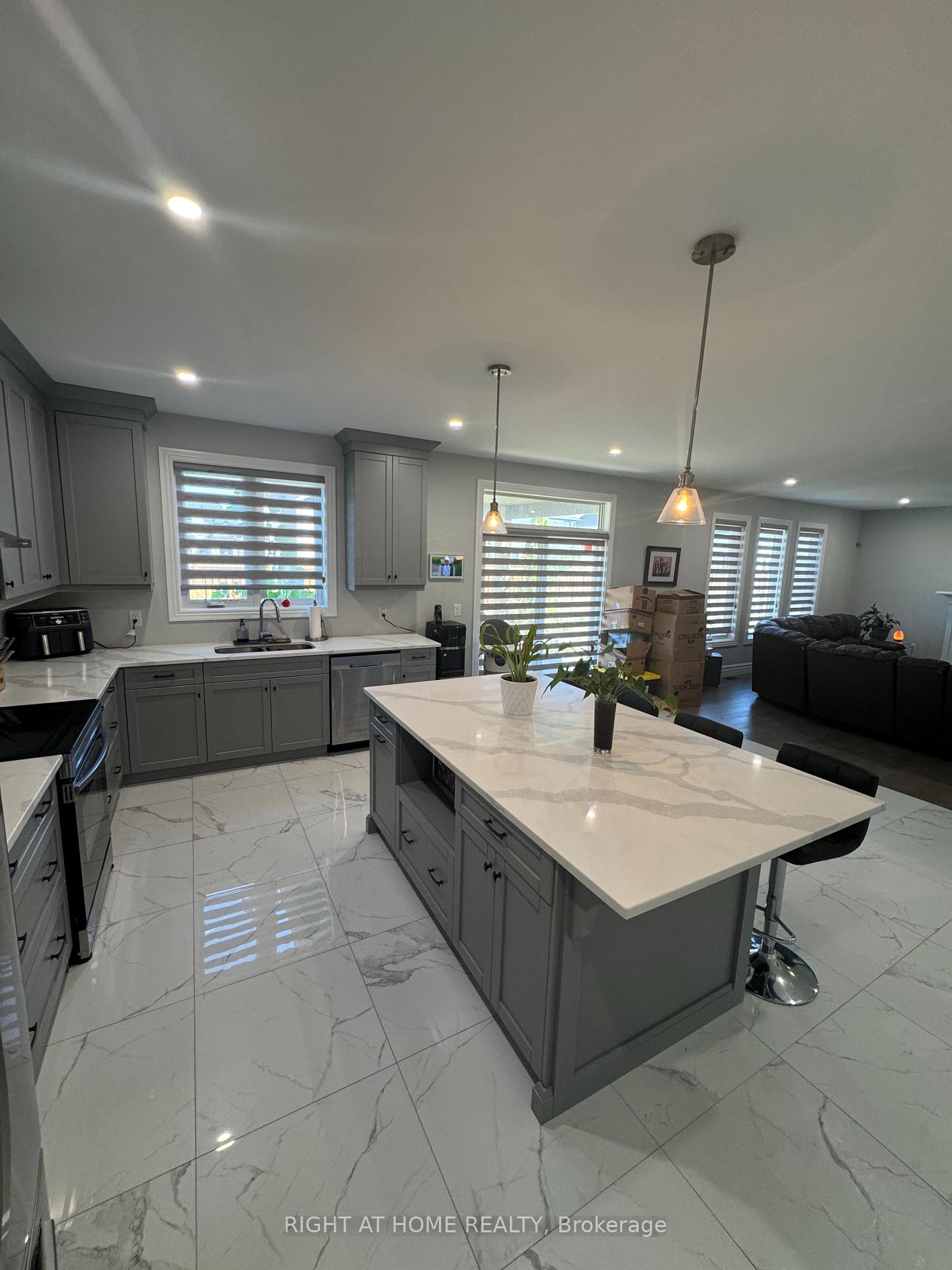 Photo 2 of 1592 Bowler Drive, Windsor — HOMEH