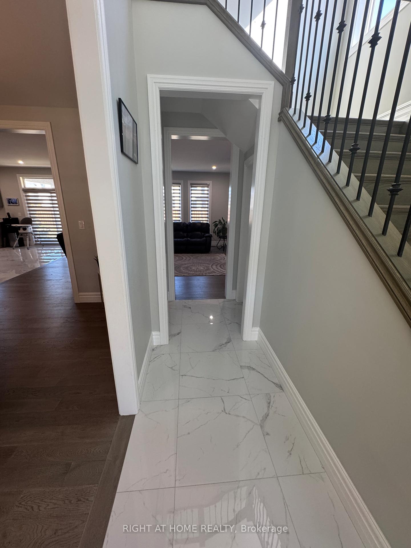Photo 11 of 1592 Bowler Drive, Windsor — HOMEH