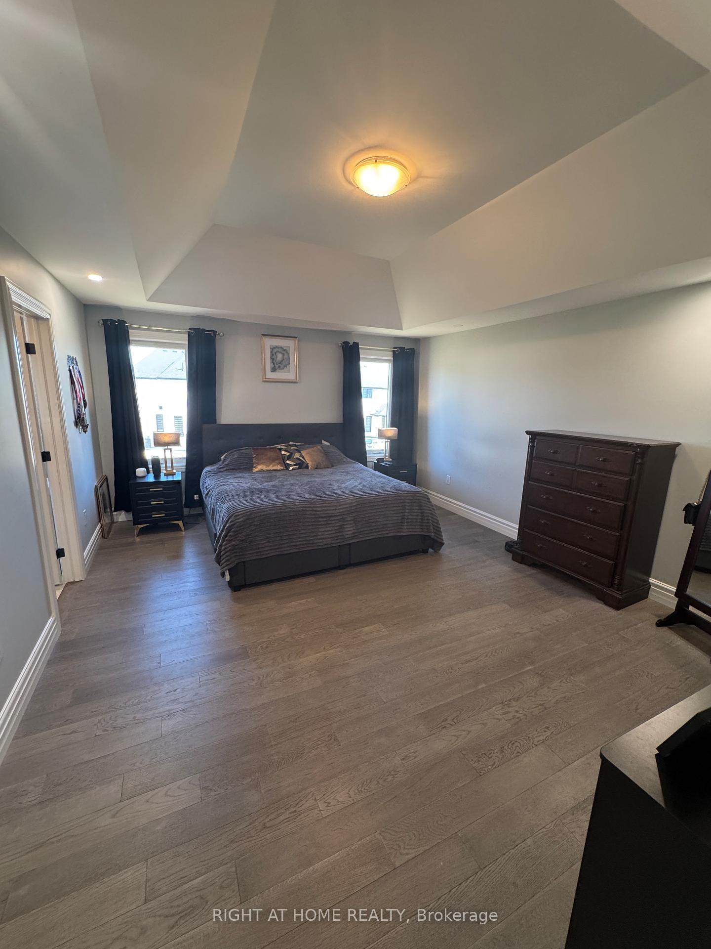 Photo 12 of 1592 Bowler Drive, Windsor — HOMEH