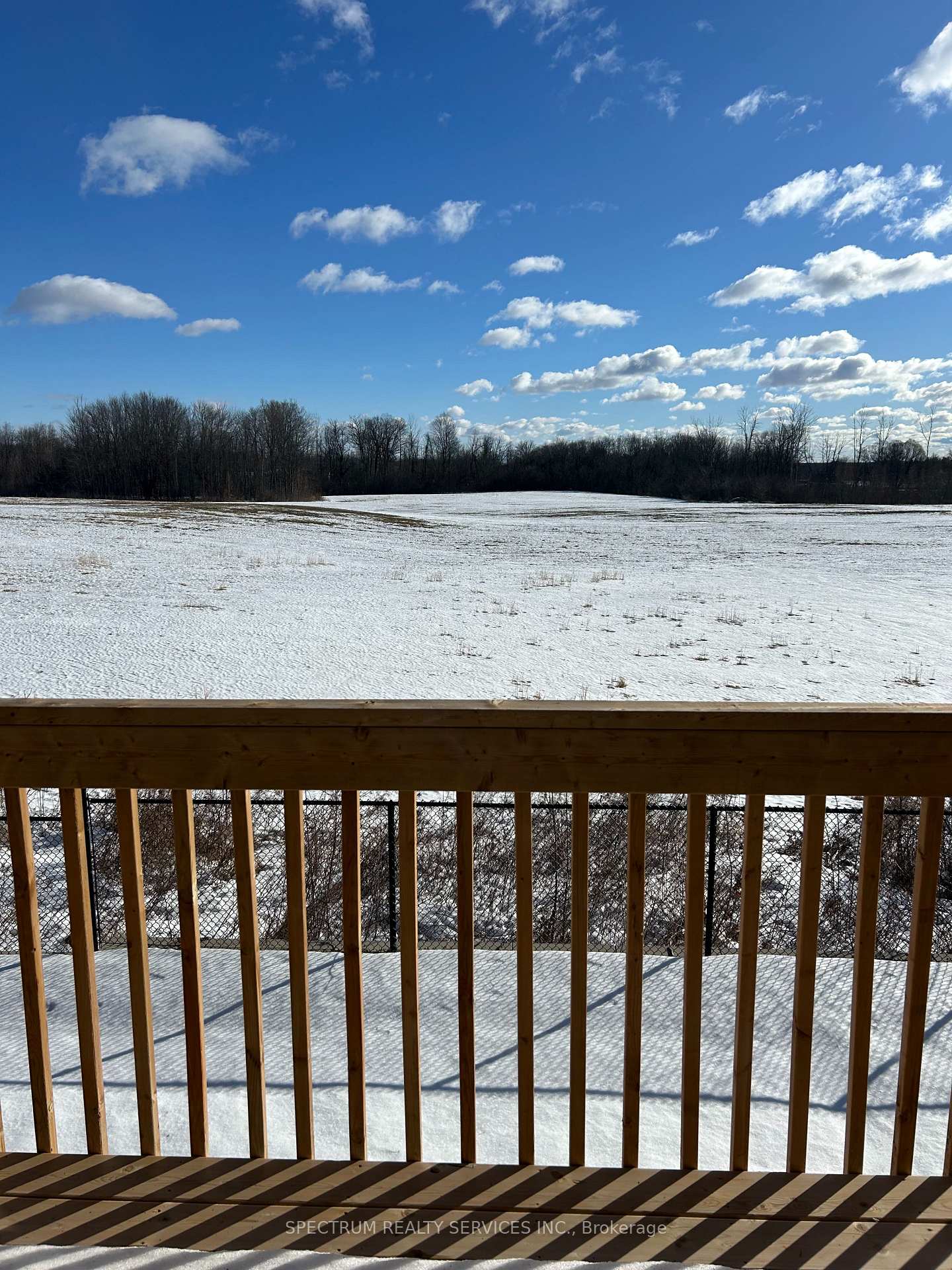 Photo 3 of 148 Bloomfield Crescent, Cambridge — HOMEH