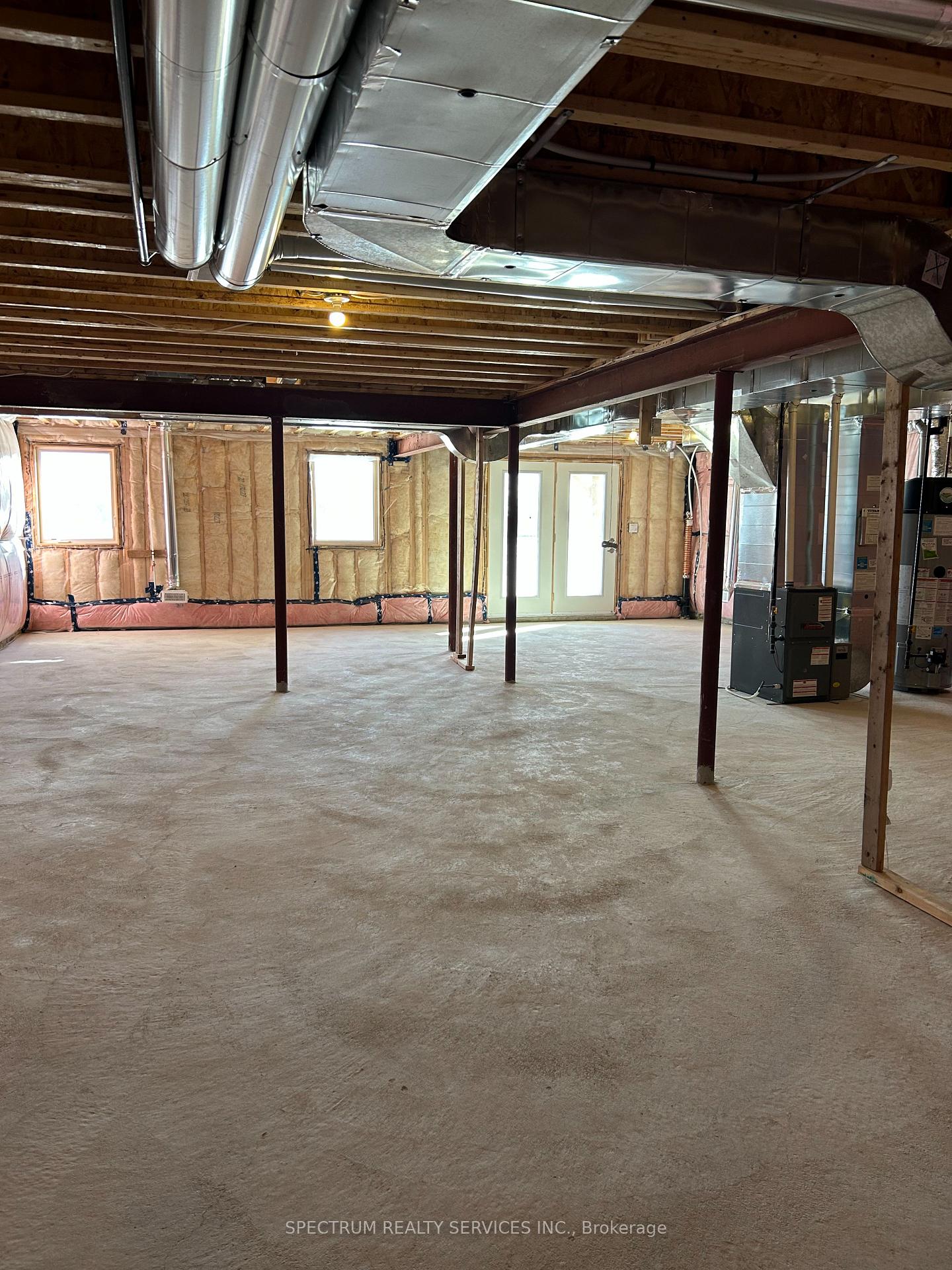 Photo 13 of 148 Bloomfield Crescent, Cambridge — HOMEH