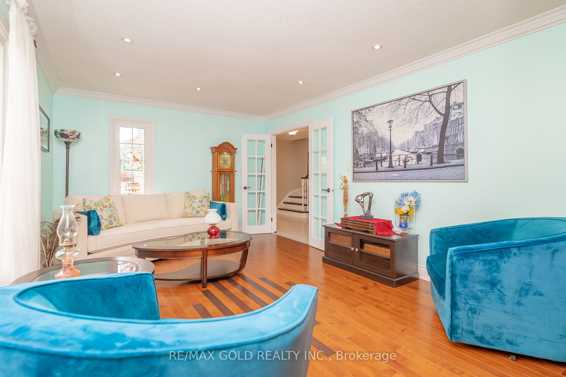 Photo 7 of 7 Wadsworth Circle, Brampton, Snelgrove — HOMEH